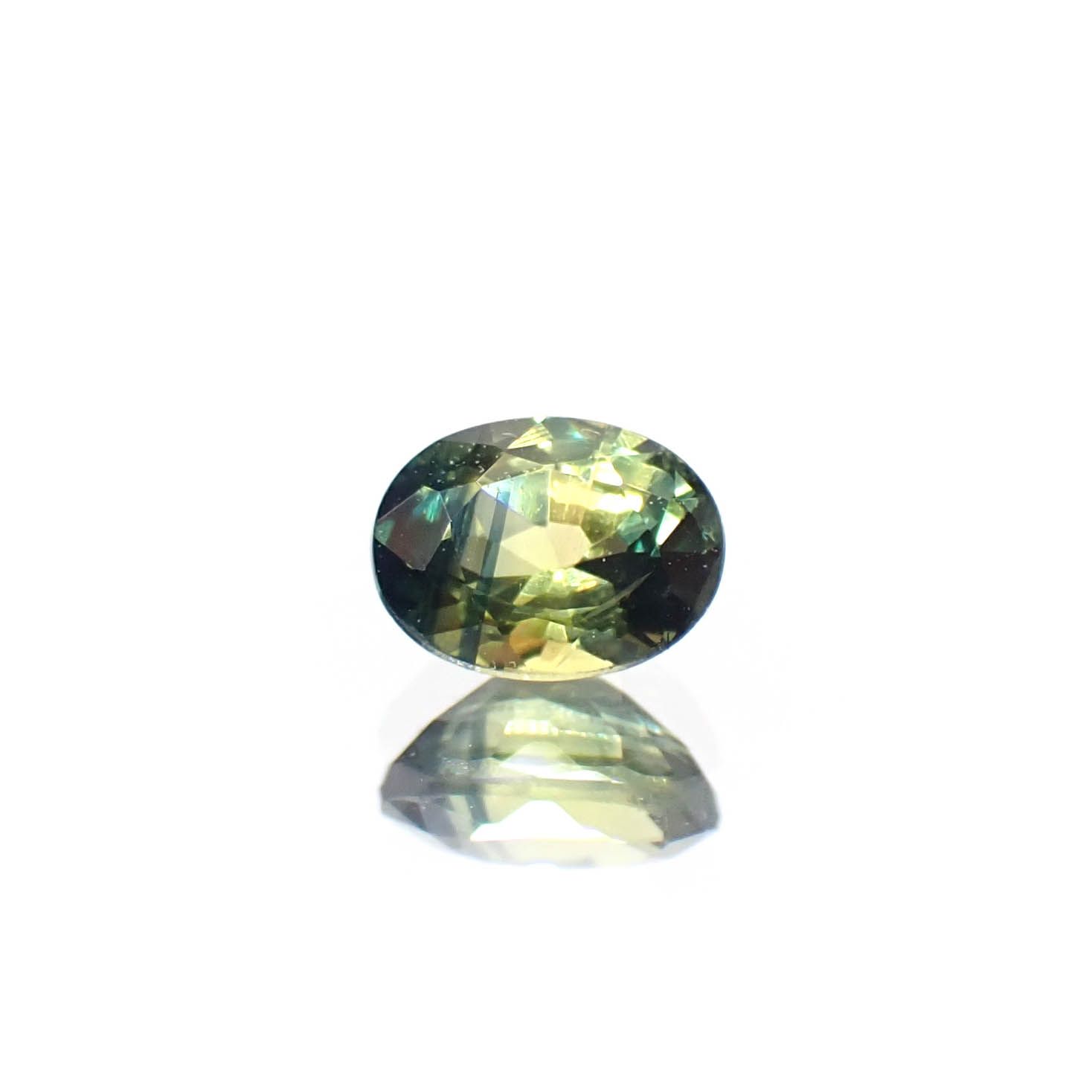 バイカラーサファイア タンザニア産 0.41ct / 4.7x3.6mm前後 [250931131]