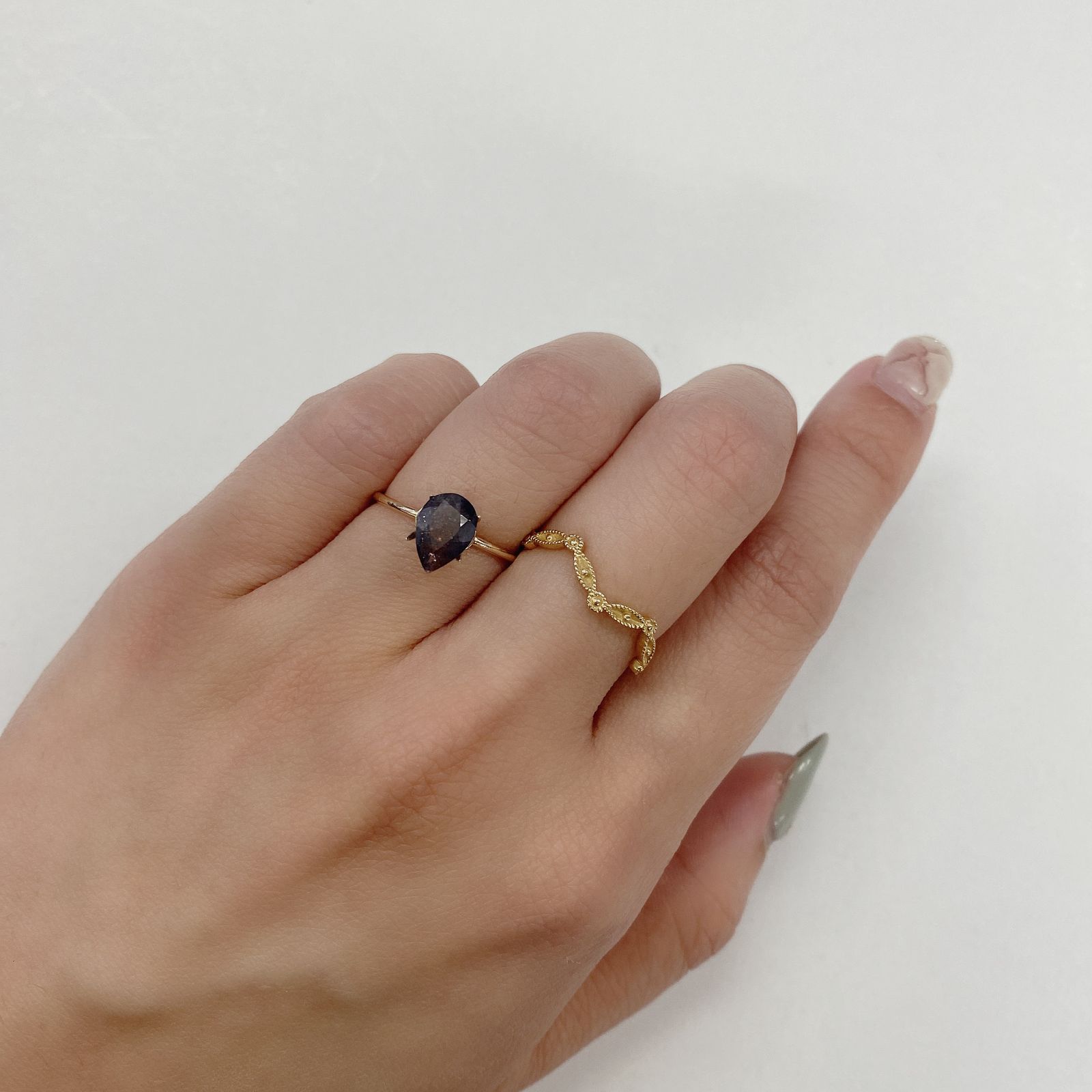 ブラッドショットアイオライト インド産 ルース 0.88ct[210310449]8.7×6mm前後