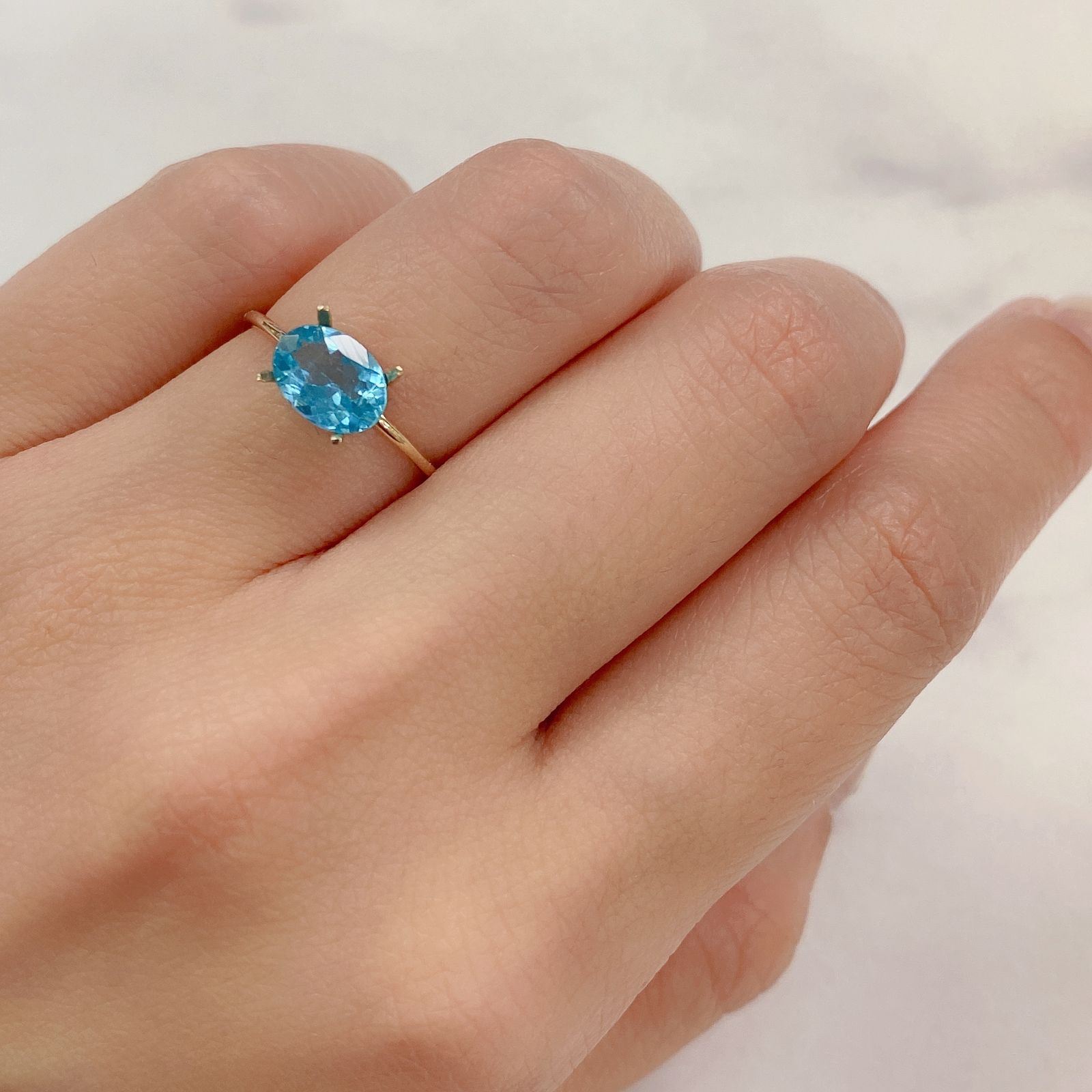 アパタイト(宝石名アパタイト) ブラジル産 1.04ct 識別済[21037936]8×6mm前後