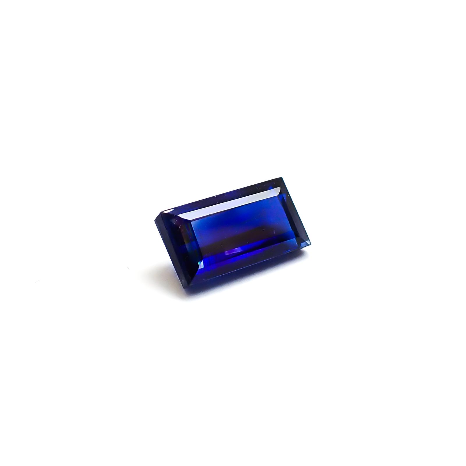 カイヤナイト ネパール産 2.49ct / 10x5.2mm前後 [260532275]