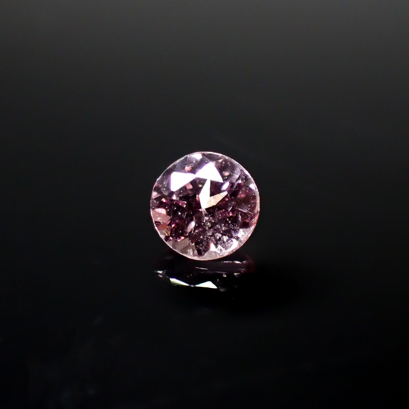 ドラゴンガーネット タンザニア産 0.35ct[241029210]4x4mm前後