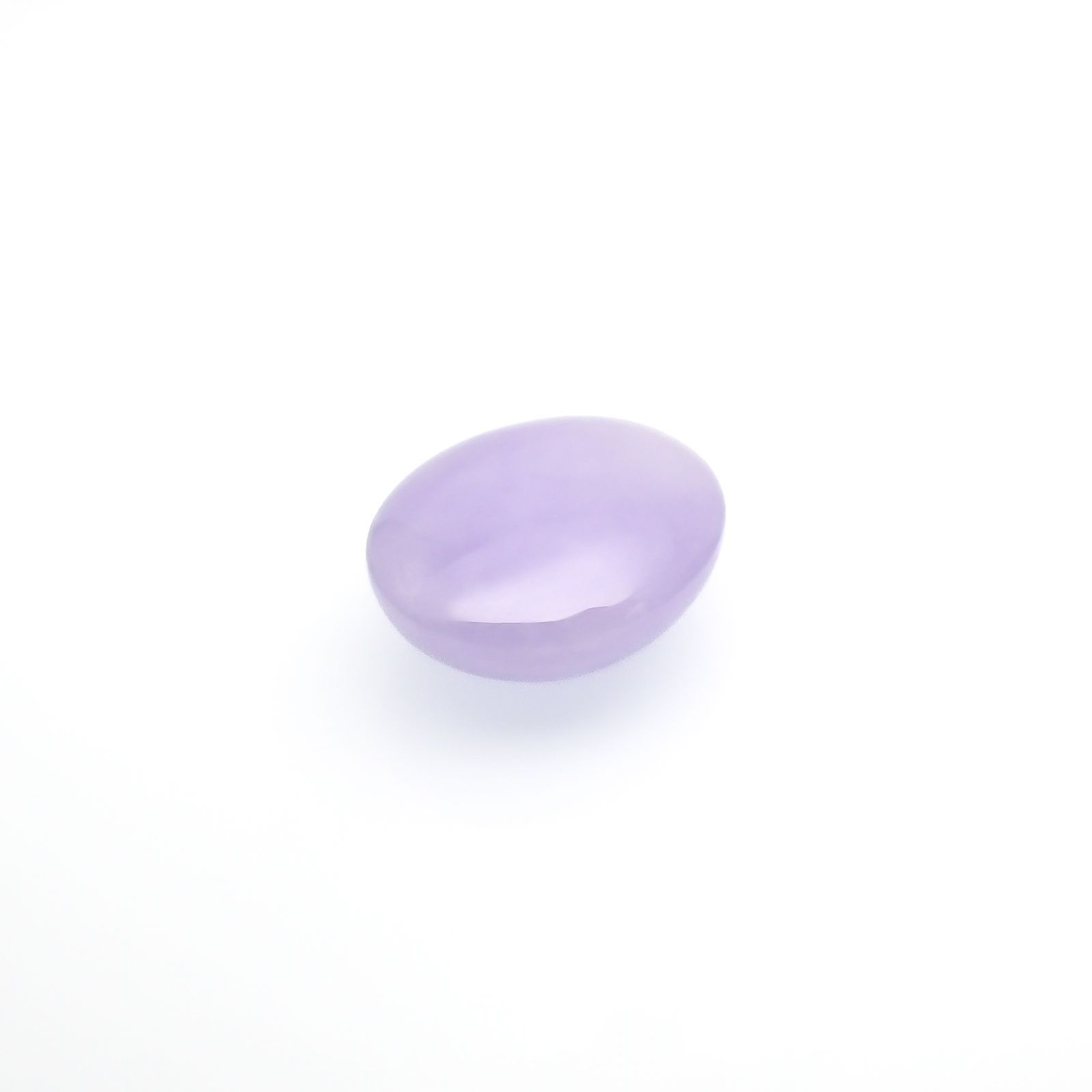 ラベンダー翡翠(宝石名ラベンダー・ジェダイト(翡翠))ビルマ産 5.514ct ソ付(彩珠)[221219580]11.5x9.6mm前後