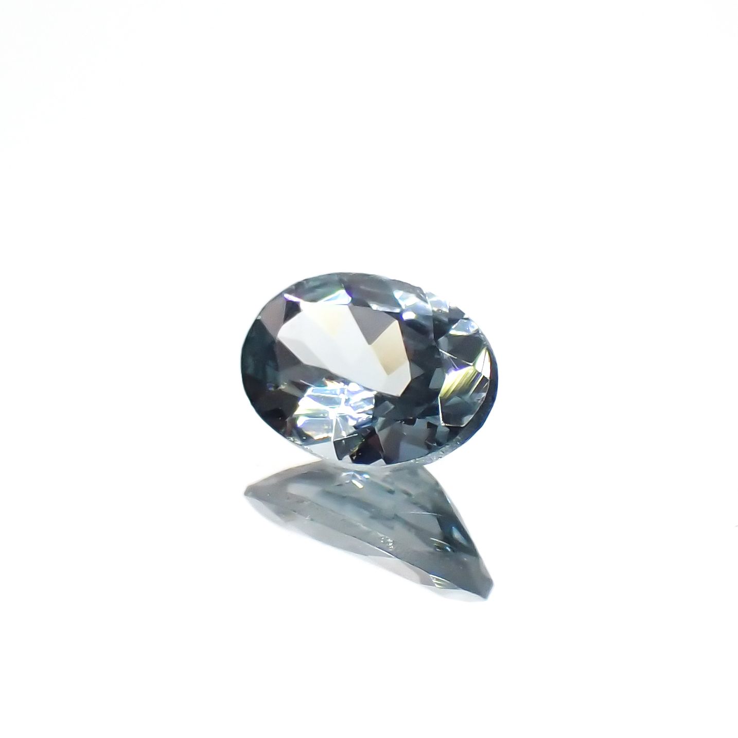 グレースピネル タンザニア産 0.48ct[230421543]5.9x4.1mm前後