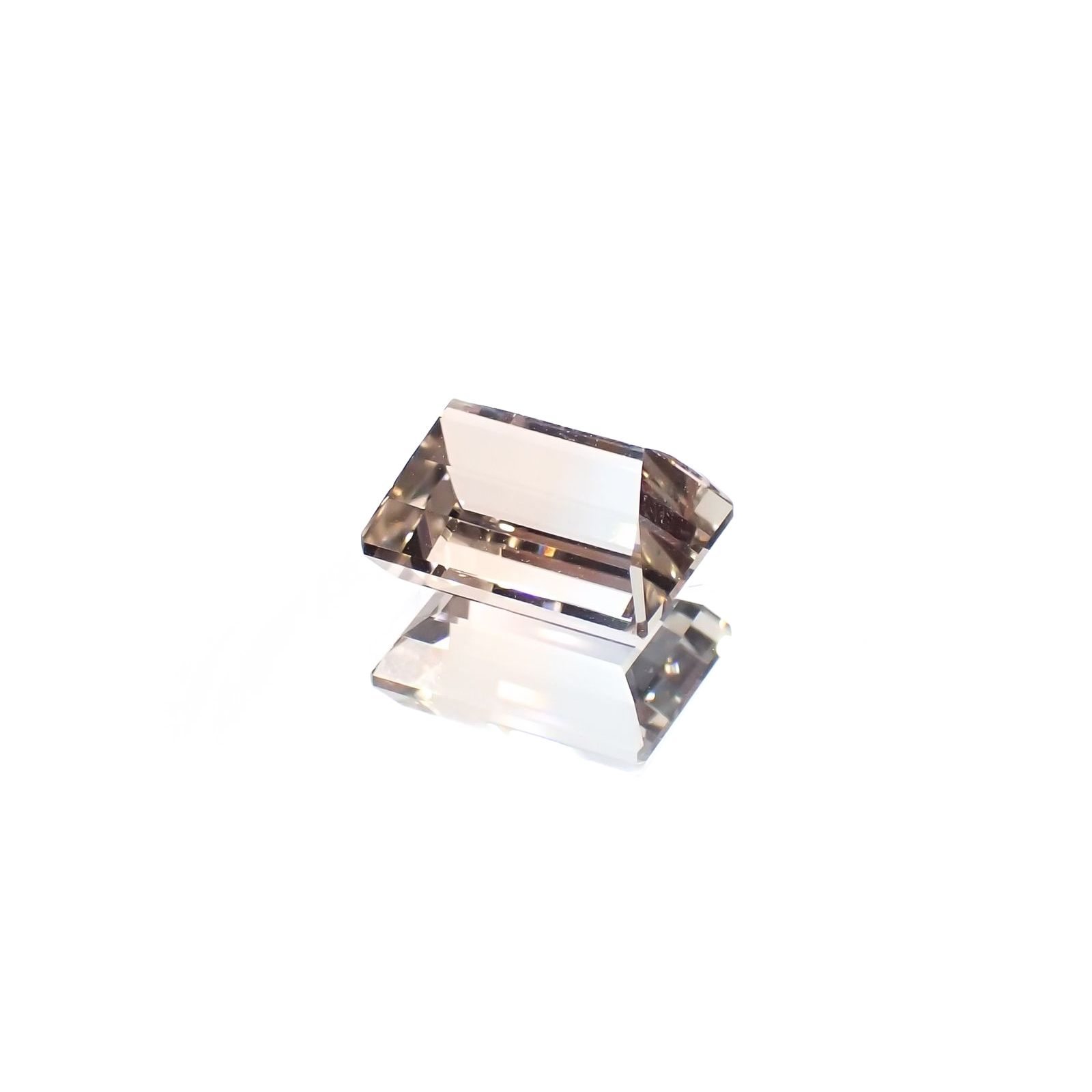 バイカラートパーズ ウクライナ産 4.41ct / 9.7x7mm前後 [231224893]
