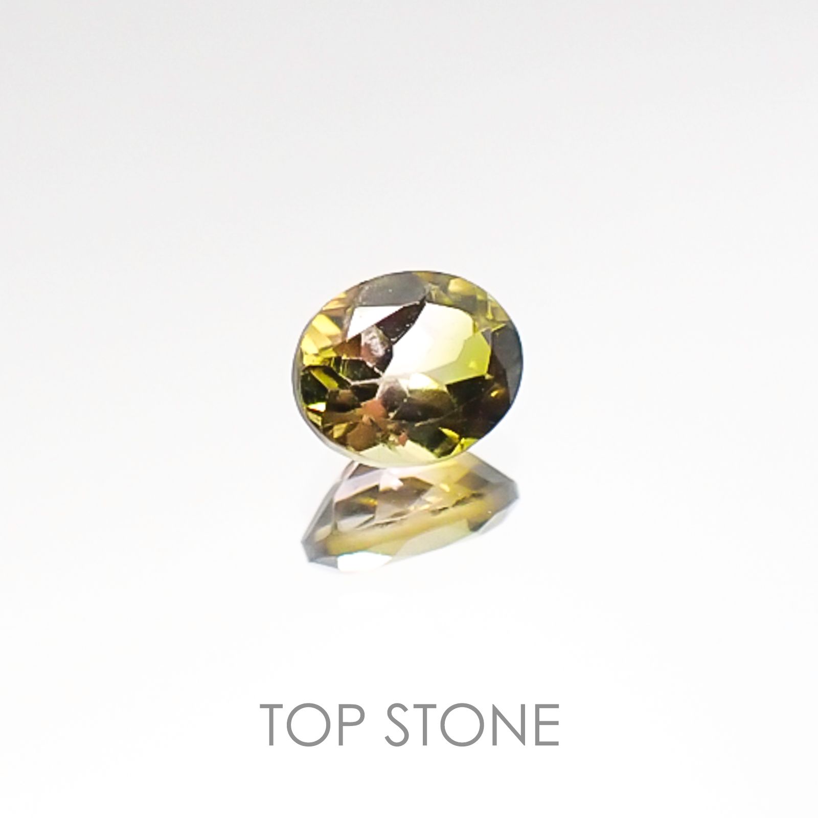 バイカラートルマリン ブラジル産 ルース 0.37ct[20106473]4.9×4mm前後