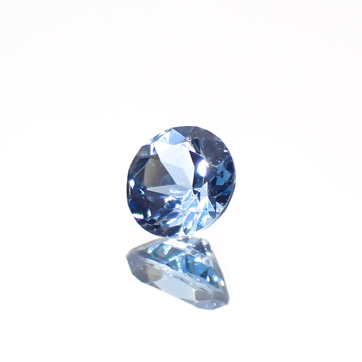 サンタマリアアクアマリン(宝石名アクアマリン)ブラジル産 0.17ct 識別済[230421849]3.6x3.6mm前後