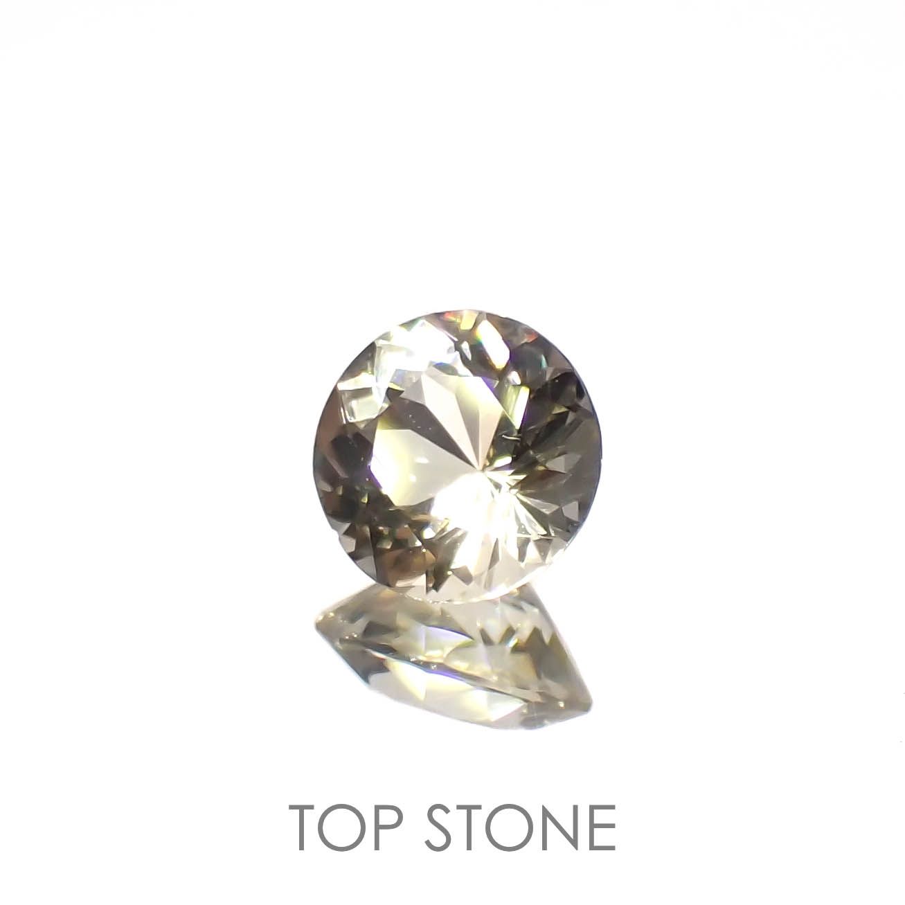 イエロースキャポライト(宝石名イエロー・スキャポライト)タンザニア産 0.43ct 識別済[221219401]5x5mm前後