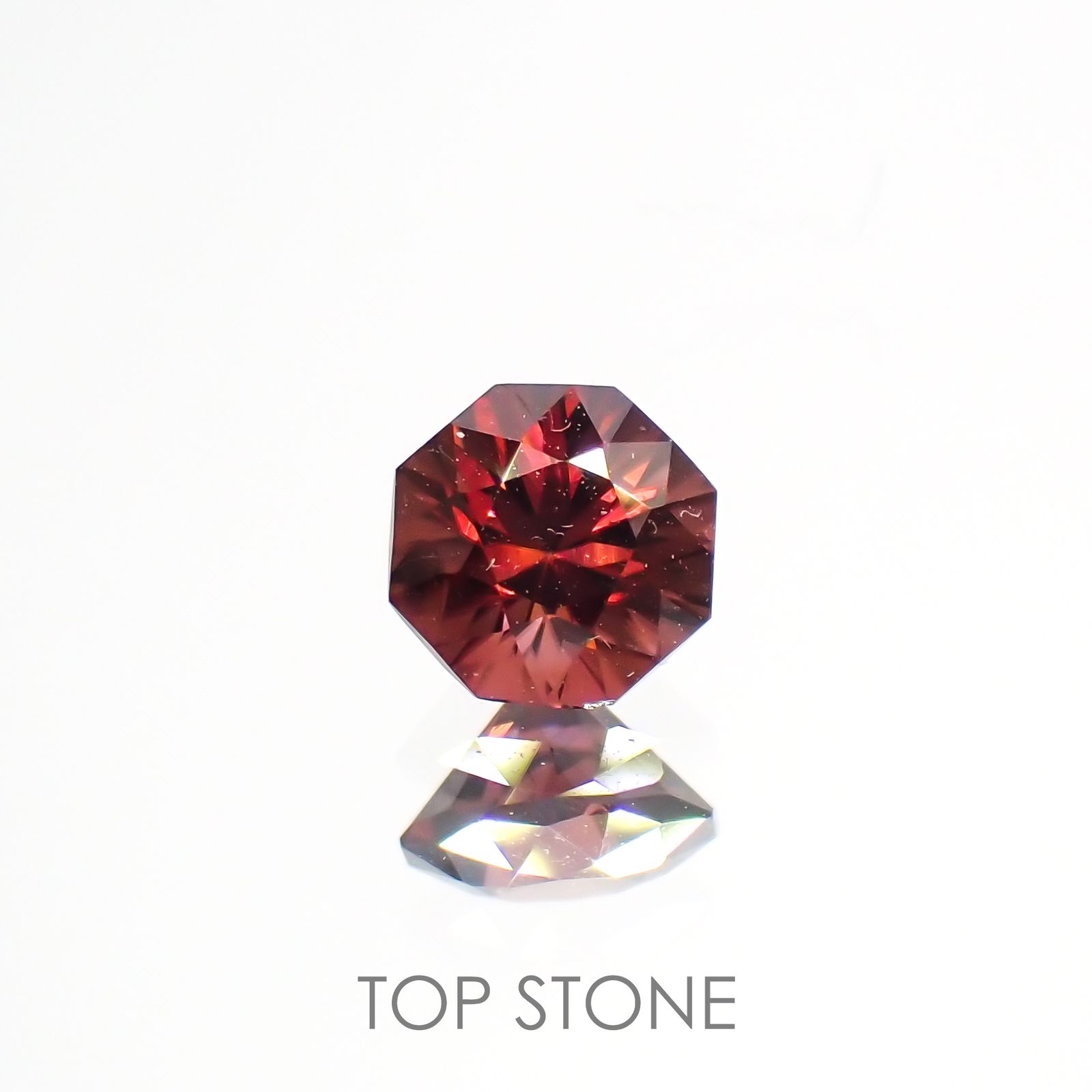 ◇オクタゴンカット◇ピンクジルコン(宝石名ジルコン)スリランカ/カンボジア産 0.81ct 識別済[220114931]5x4.9mm前後