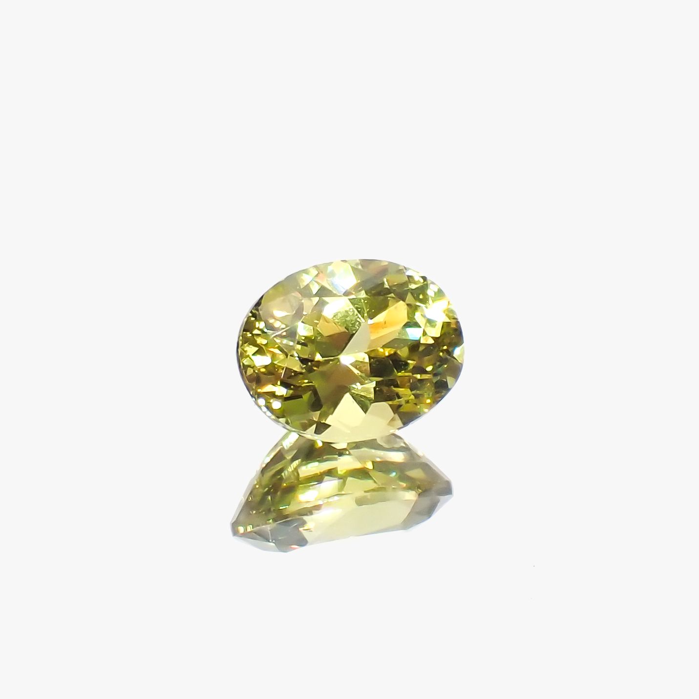 マリガーネット(宝石名グロッシュラー アンドラダイト・ガーネット)マリ共和国産 0.87ct 識別済[231124329]6.3x4.9mm前後