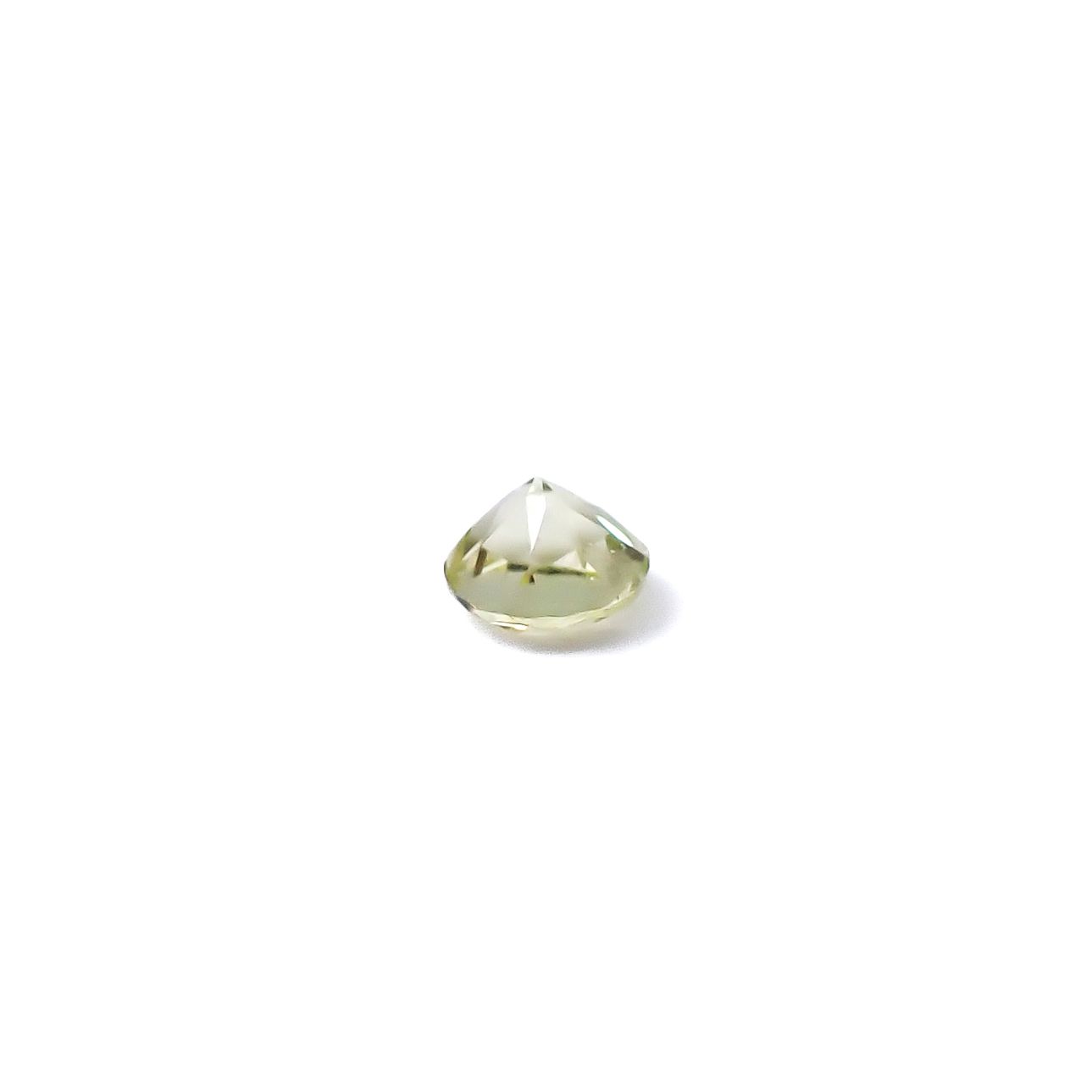 パラサイティックペリドット 採取地:ロシア・セイムチャン 0.024ct / 1.7x1.7mm前後 [260632350]