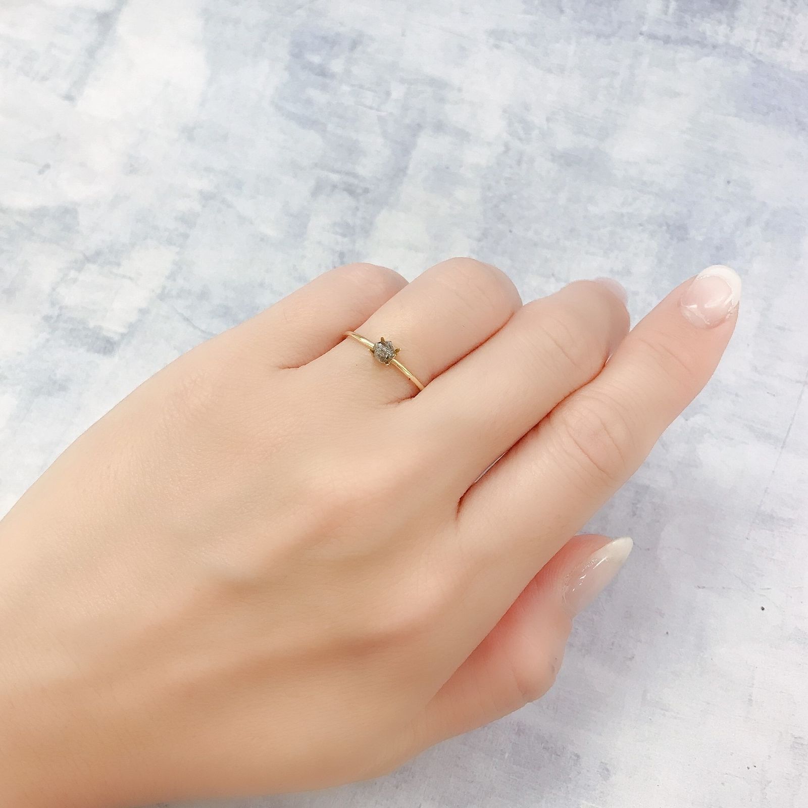 ソーヤブルダイヤモンド 原石 0.35ct[220717051]4.3x4.2mm前後