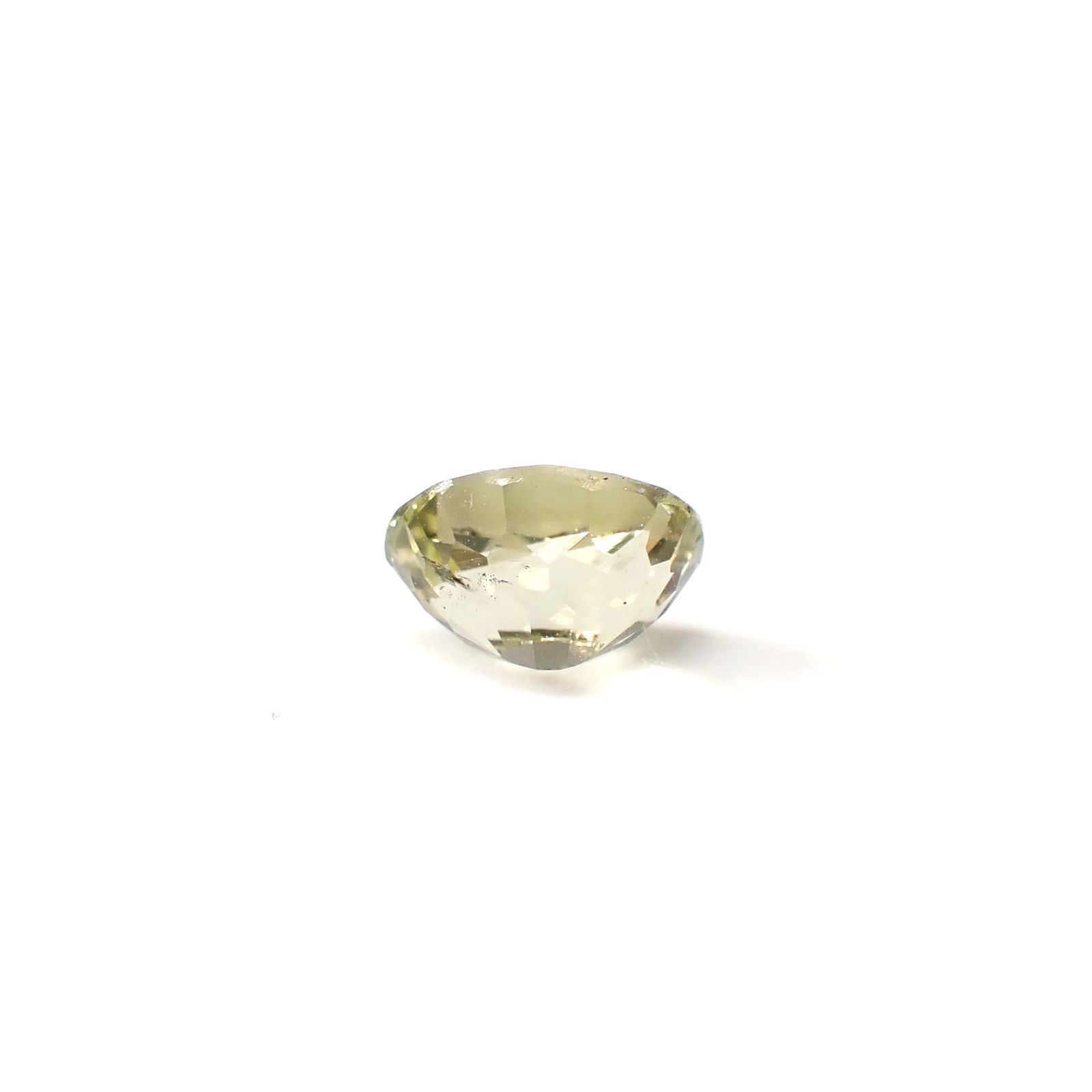 コーネルピン スリランカ産 1.15ct / 7.2x5.3mm前後 [251031233]