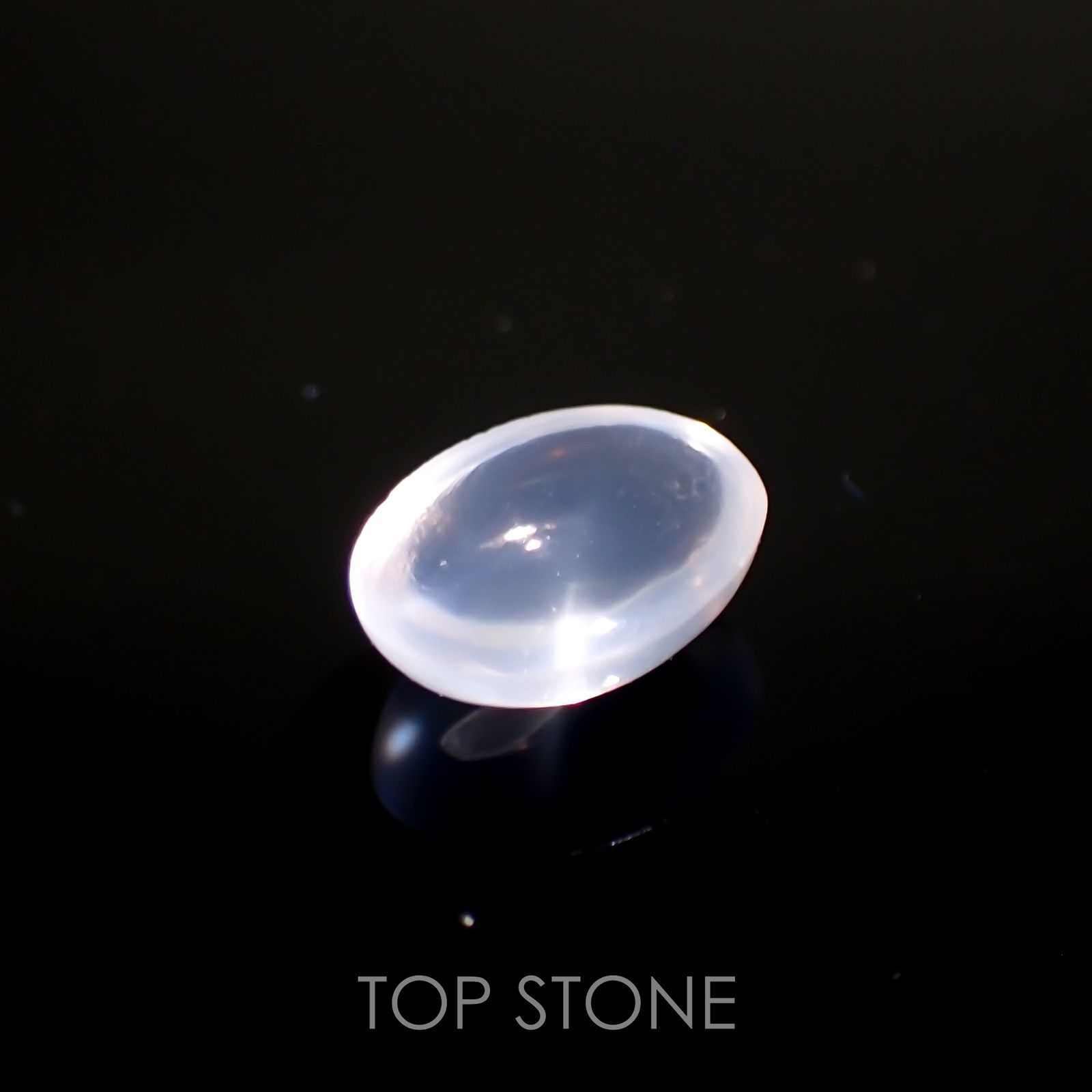 ムーンストーン(宝石名ムーンストーン)インド/スリランカ産 0.97ct 識別済[211113665]7.7x5.8mm前後
