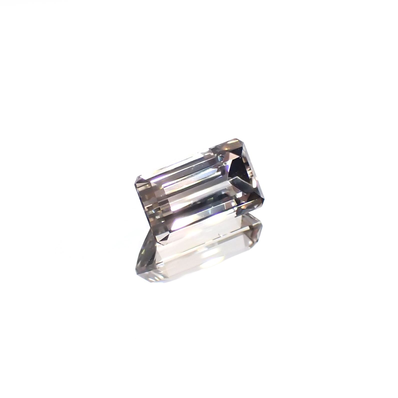 バイカラートパーズ ウクライナ産 2.56ct / 9.4x5.4mm前後 [231224892]