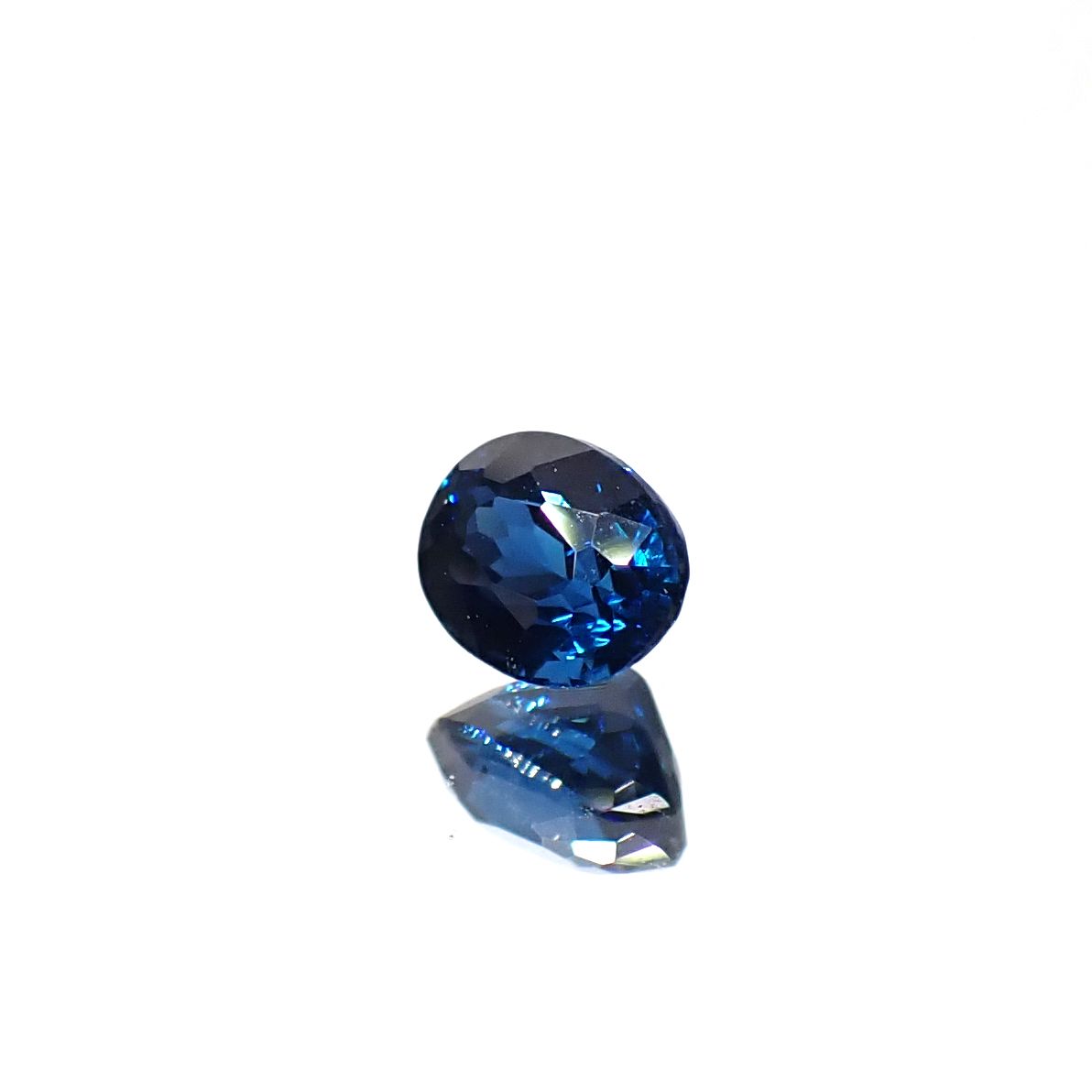 コバルトブルースピネル(宝石名ブルー・スピネル)タンザニア産 0.455ct ソ付(日独)[250730808]4.84x3.81mm前後