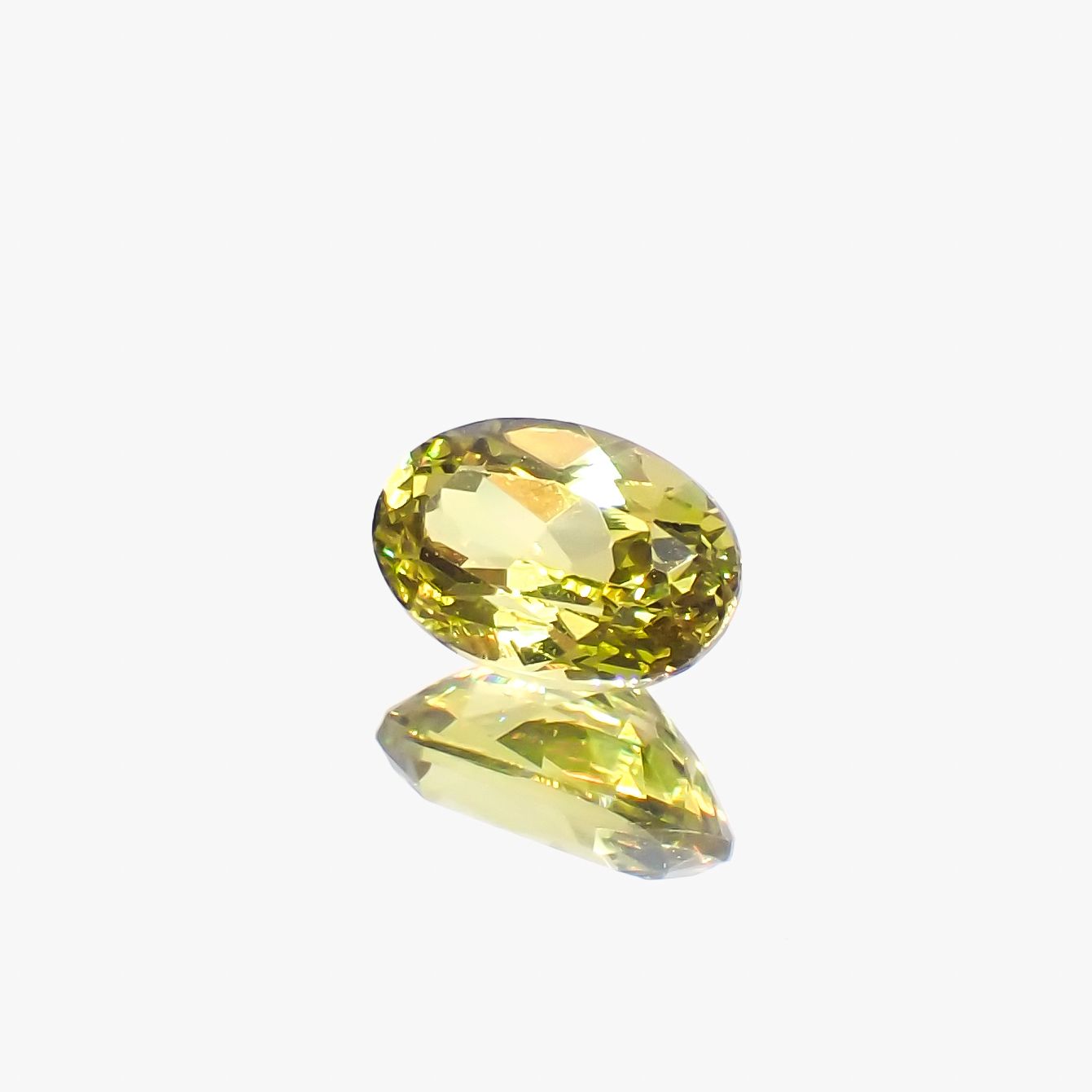 マリガーネット(宝石名グロッシュラー アンドラダイト・ガーネット)マリ共和国産 0.64ct 識別済[231124328]6.3x4.1mm前後