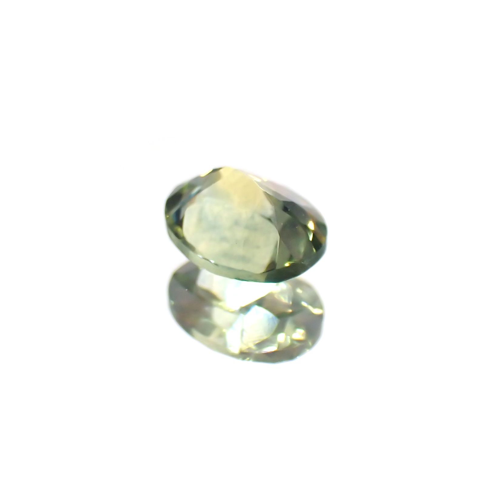 モンタナサファイア(宝石名サファイア)アメリカ・モンタナ州産 0.49ct 識別済[220114014]5.2x4.1mm前後