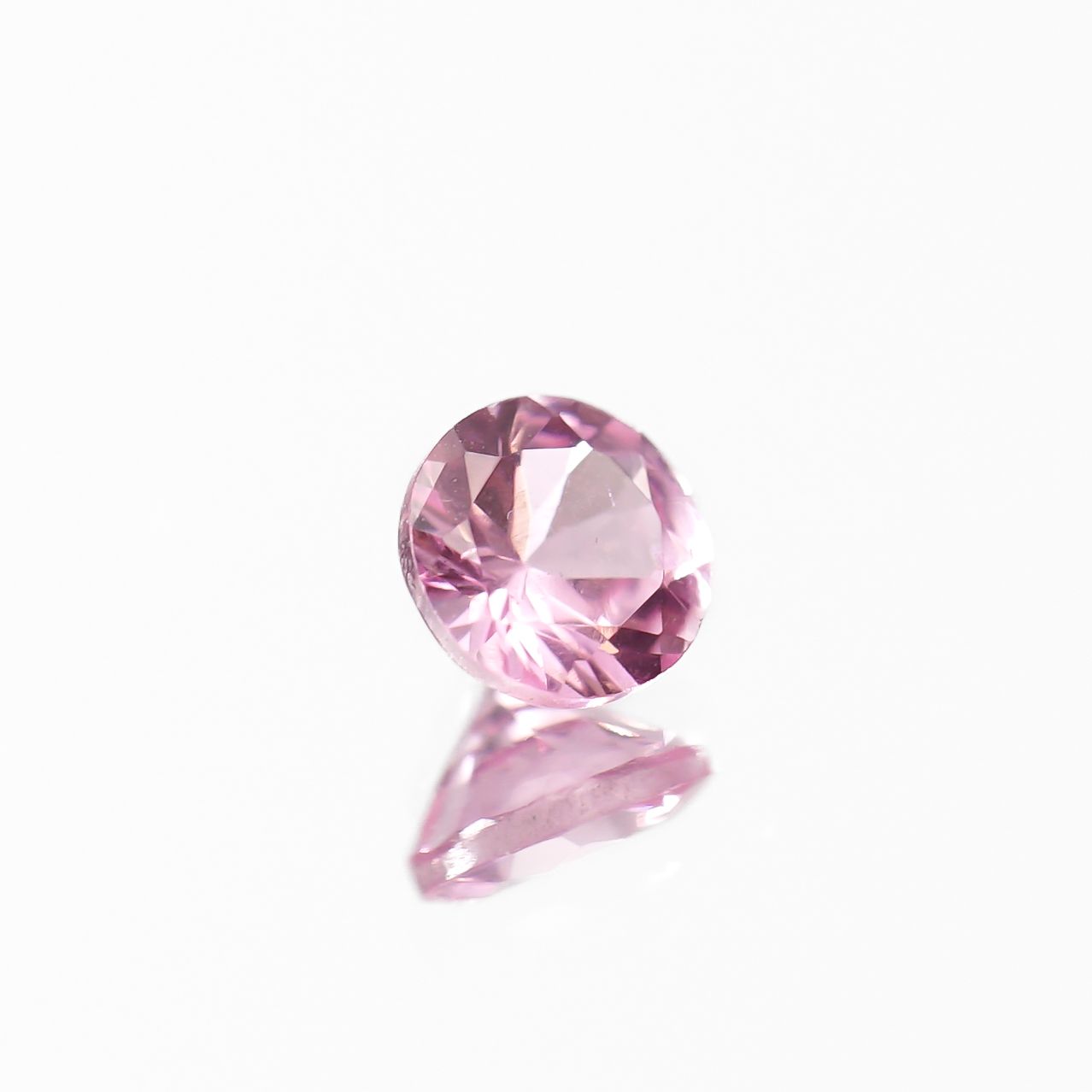 シルキーピンクスピネル タンザニア産 0.27ct[230421561]3.8x3.8mm前後