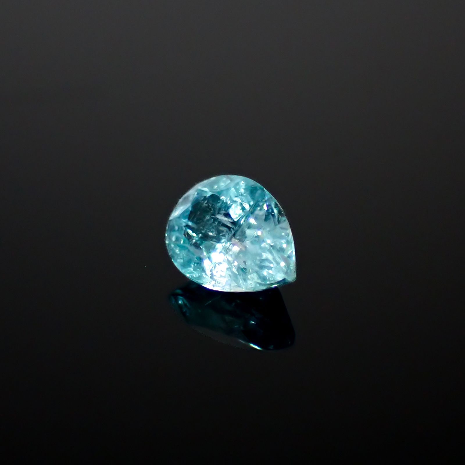 パライバトルマリン ブラジル産 0.31ct[240928745]5.3x3.8mm前後