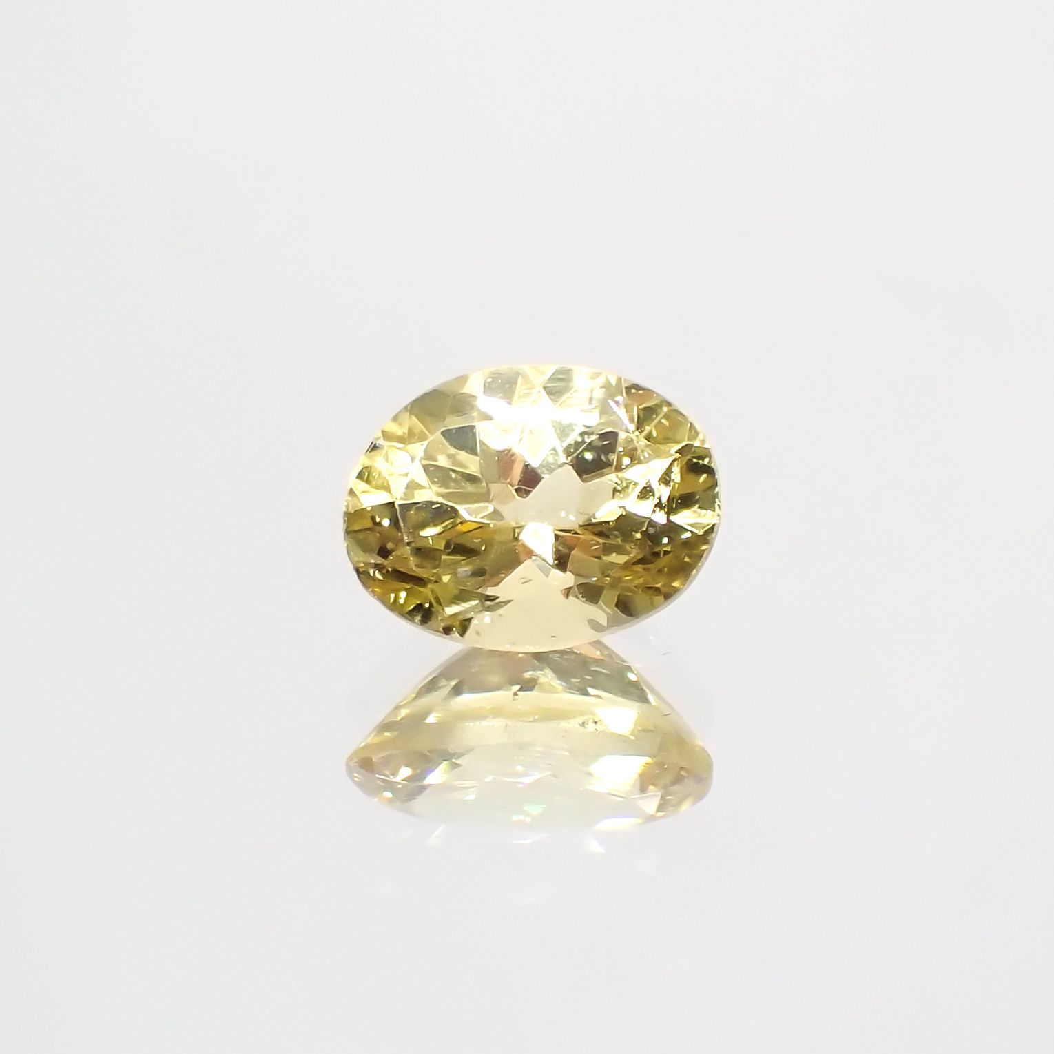 レモンイエローアパタイト(宝石名アパタイト) メキシコ産 1.25ct 識別済[210913227]7.8×6mm前後