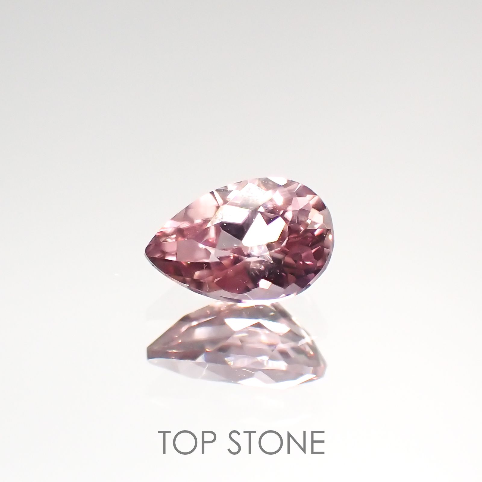 ピンクダイアスポア(宝石名ダイアスポア) アフガニスタン産 0.52ct 識別済[210912427]6.3×4.1mm前後