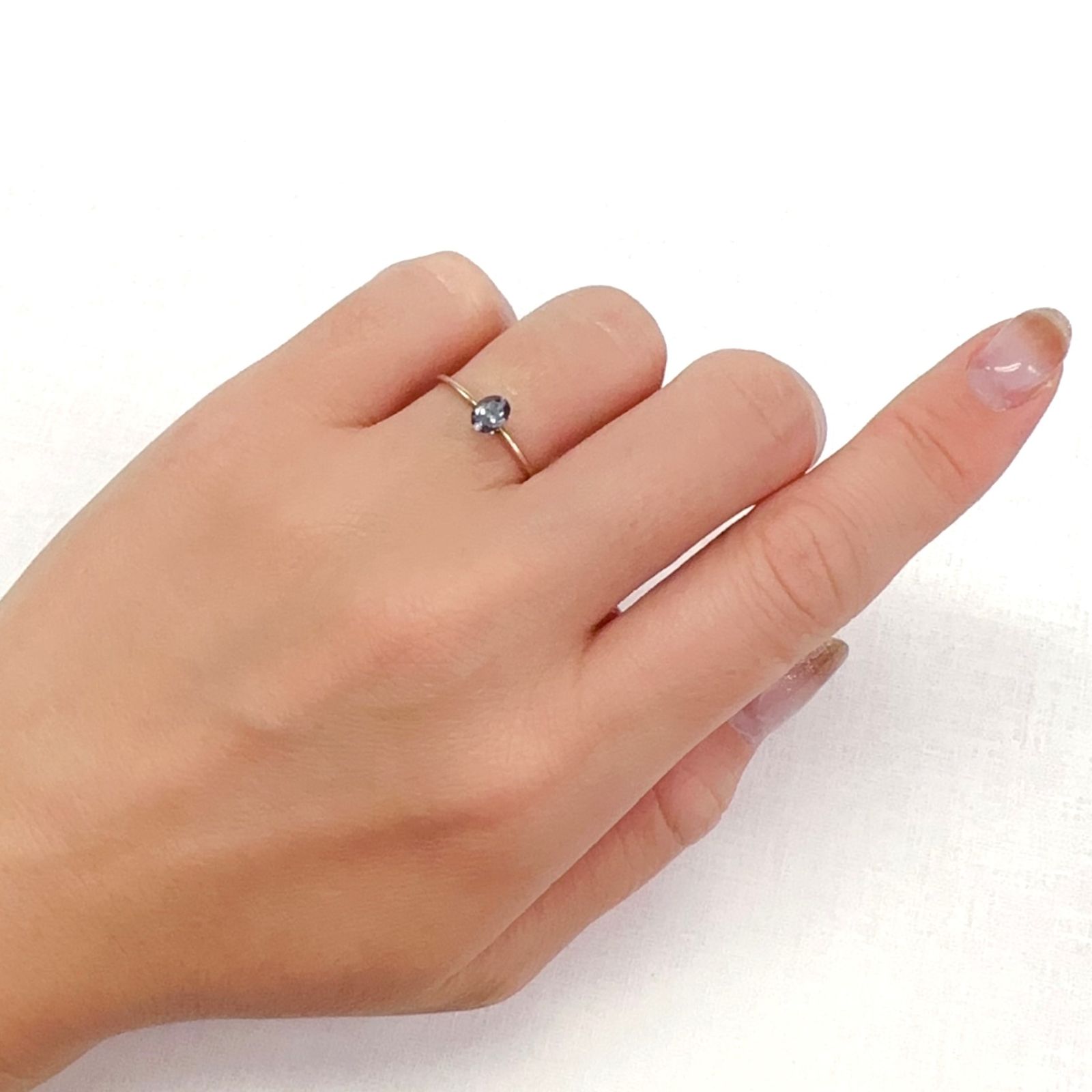 ベキリーブルーガーネット（カラーチェンジガーネット アレキタイプ） マダガスカル・ベキリー産 0.36ct[230923547]4.9x3.7mm前後