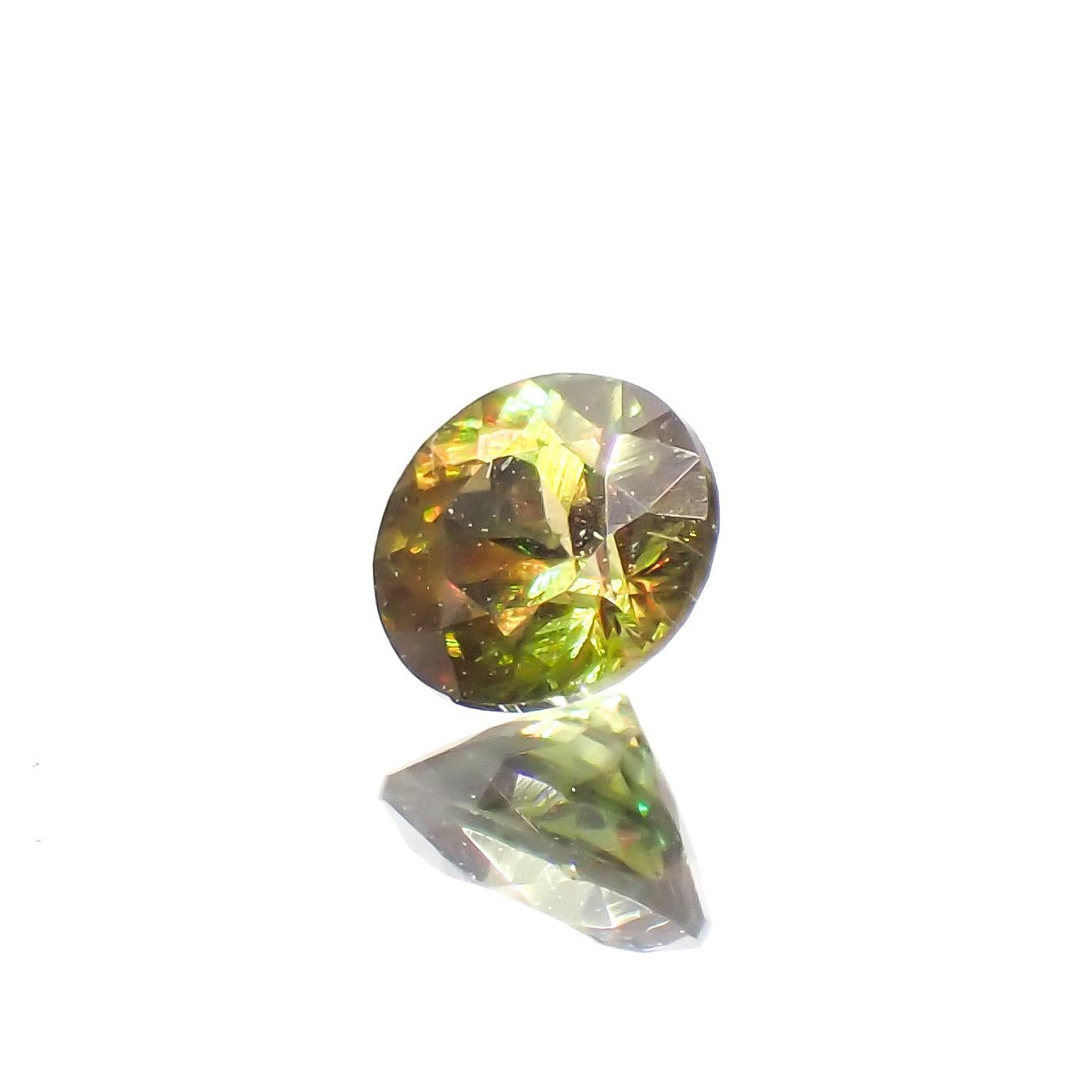 カラーチェンジスフェーン パキスタン産 0.22ct[230522192]3.6x3.5mm前後