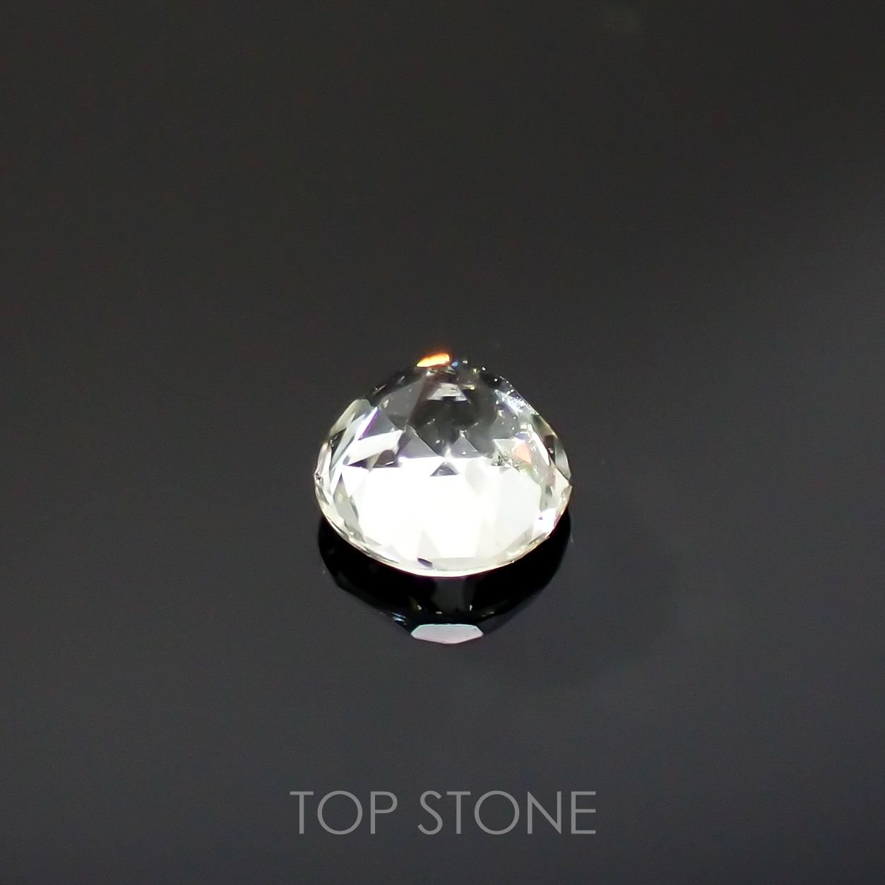 リューコガーネット(宝石名ホワイト グロッシュラー・ガーネット)ビルマ産 0.16ct 識別済[220115443]3x3mm前後