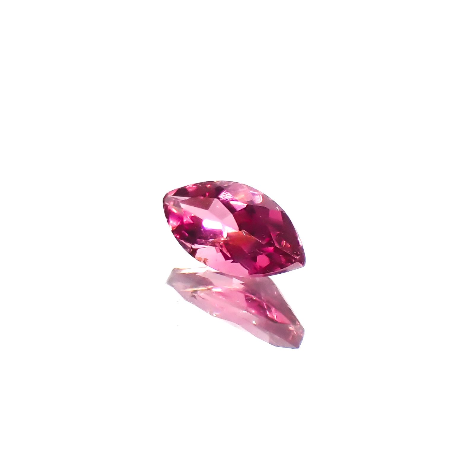 ルベライト ブラジル産 0.23ct[240628081]6x3mm前後