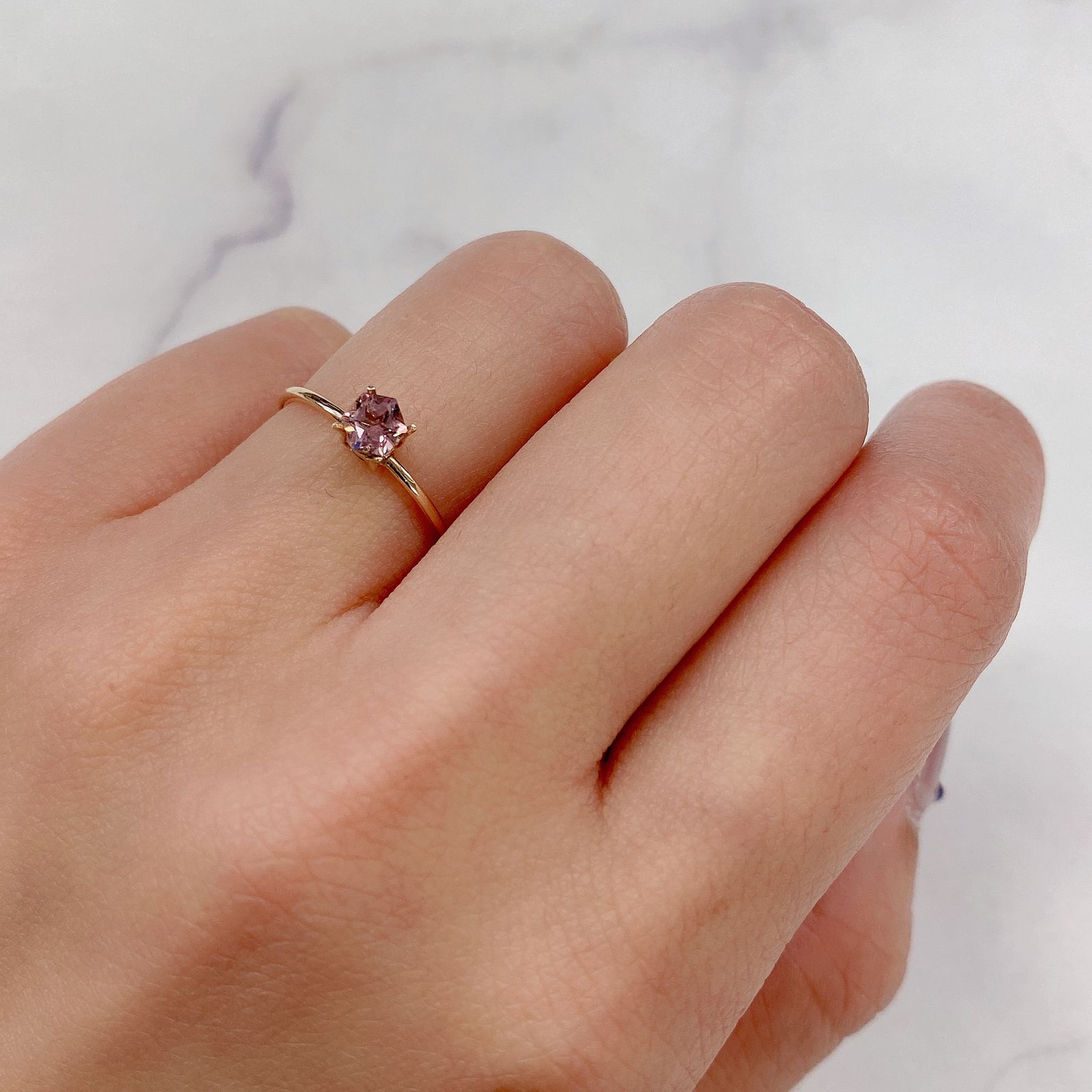 ◇ヘキサゴンカット◇ピンクトルマリンSA(宝石名トルマリン) ブラジル/アフリカ産 0.32ct 識別済[21029155]3.9×3.9mm前後