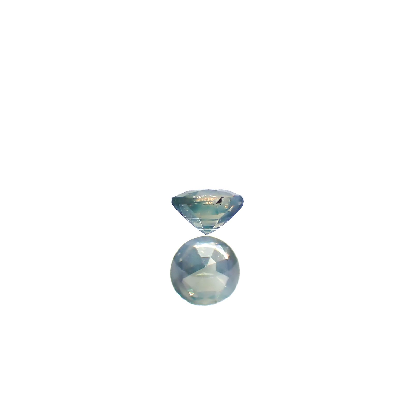 アレキサンドライトキャッツアイ ブラジル産/EmeraldMains社製 0.042ct[240527601]2.1x2.1mm前後