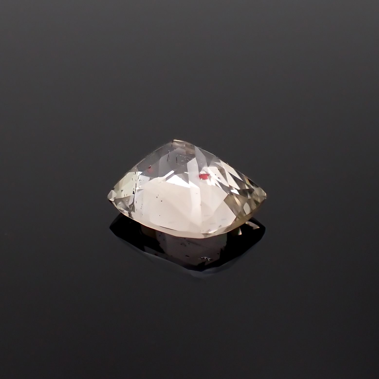 ティンカーベルクォーツ ブラジル産 2.80ct [230923477]9.9x8.3mm前後