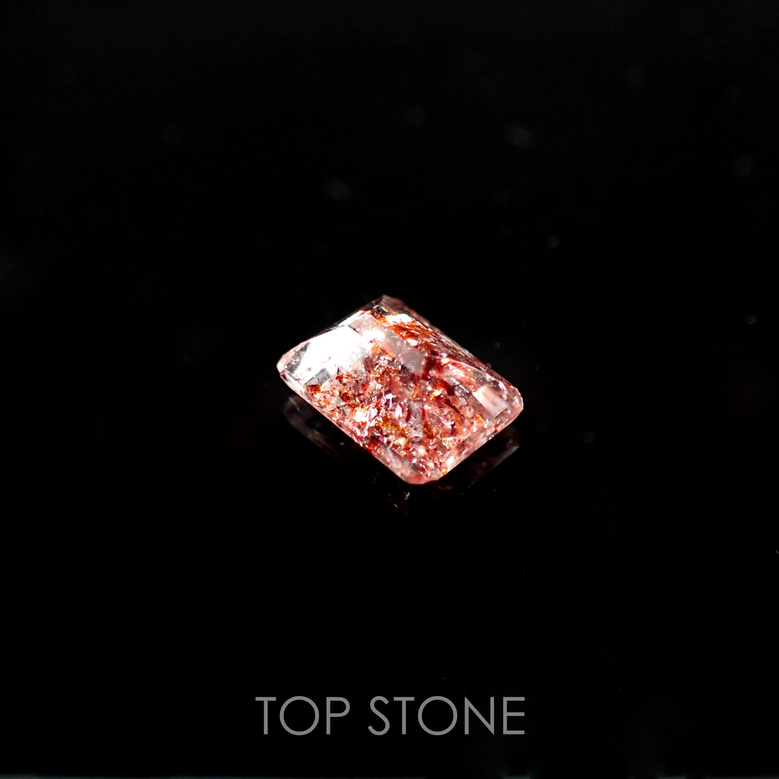 ファイヤークォーツ ナイジェリア産 ルース 1.3ct[210610715]8×5.9mm前後