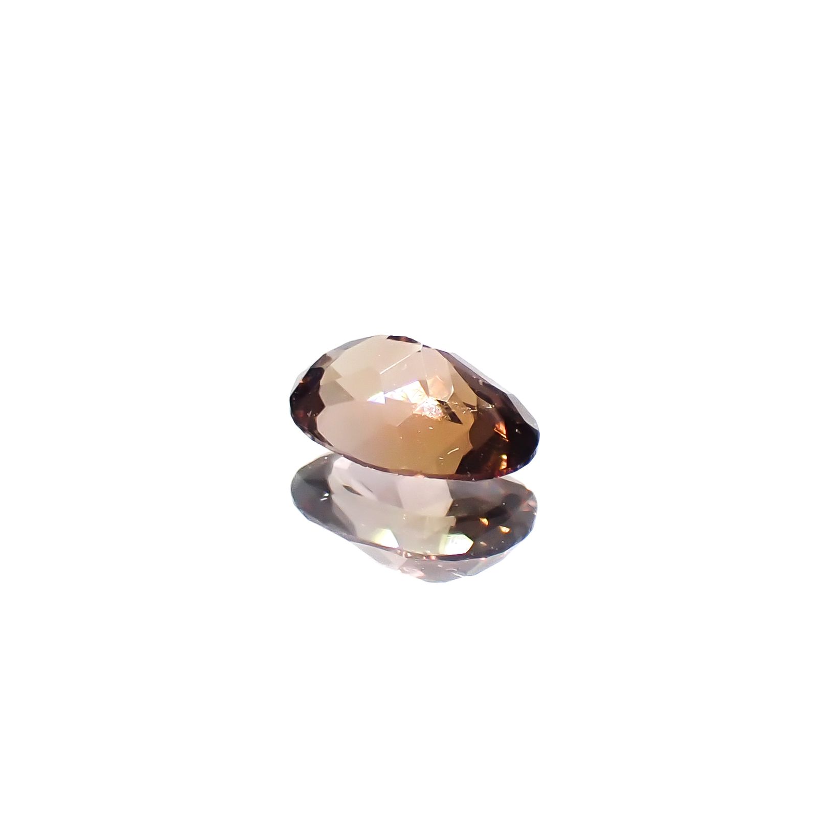 アキシナイト パキスタン産 0.42ct[240628148]5.7x3.9mm前後