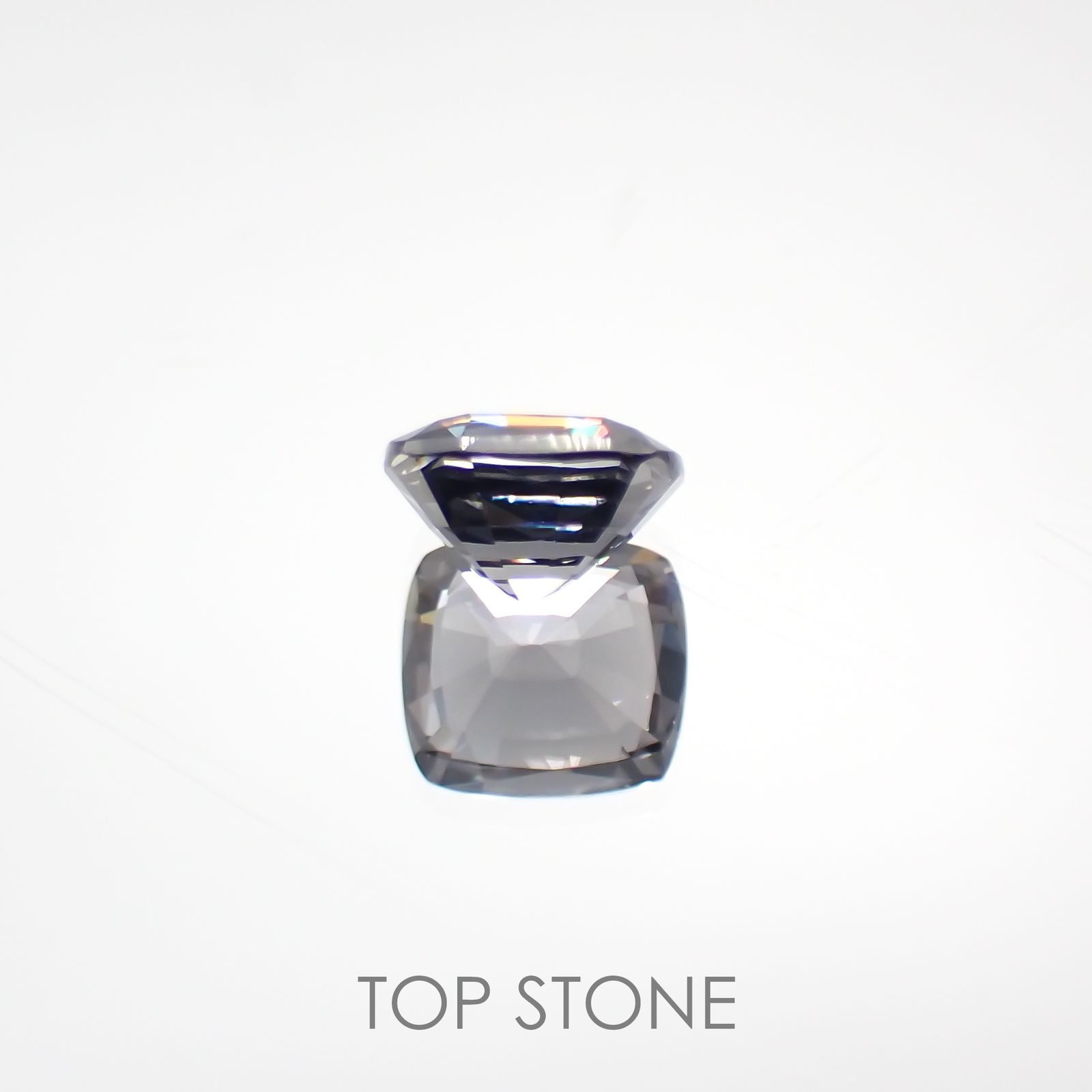 プラチナスピネル ビルマ産 ルース 1.07ct[210611367]6.2×5.7mm前後