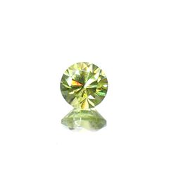 スフェーン(宝石名スフェーン)マダガスカル産 0.60ct 識別済[220817248]5.1x5mm前後
