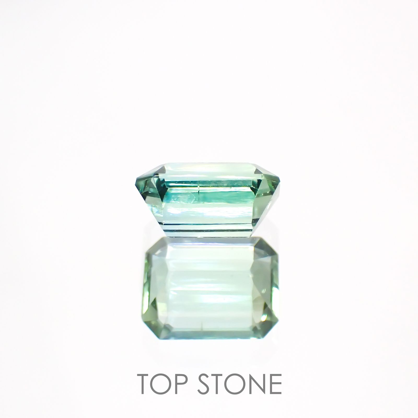 グリーントルマリン アフガニスタン産 0.86ct [220114109]6.4x5mm前後