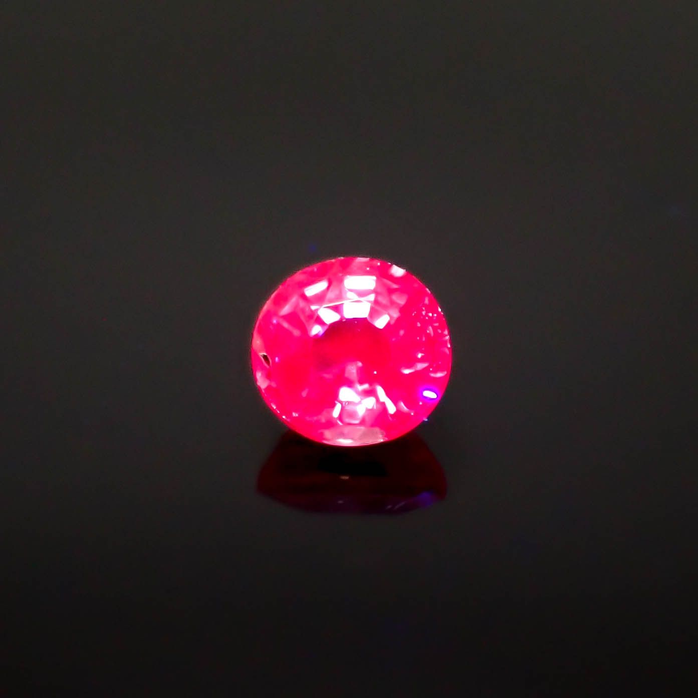 ウィンザーサファイア タンザニア・ウィンザー産 0.35ct[240928681]3.9x3.9mm前後