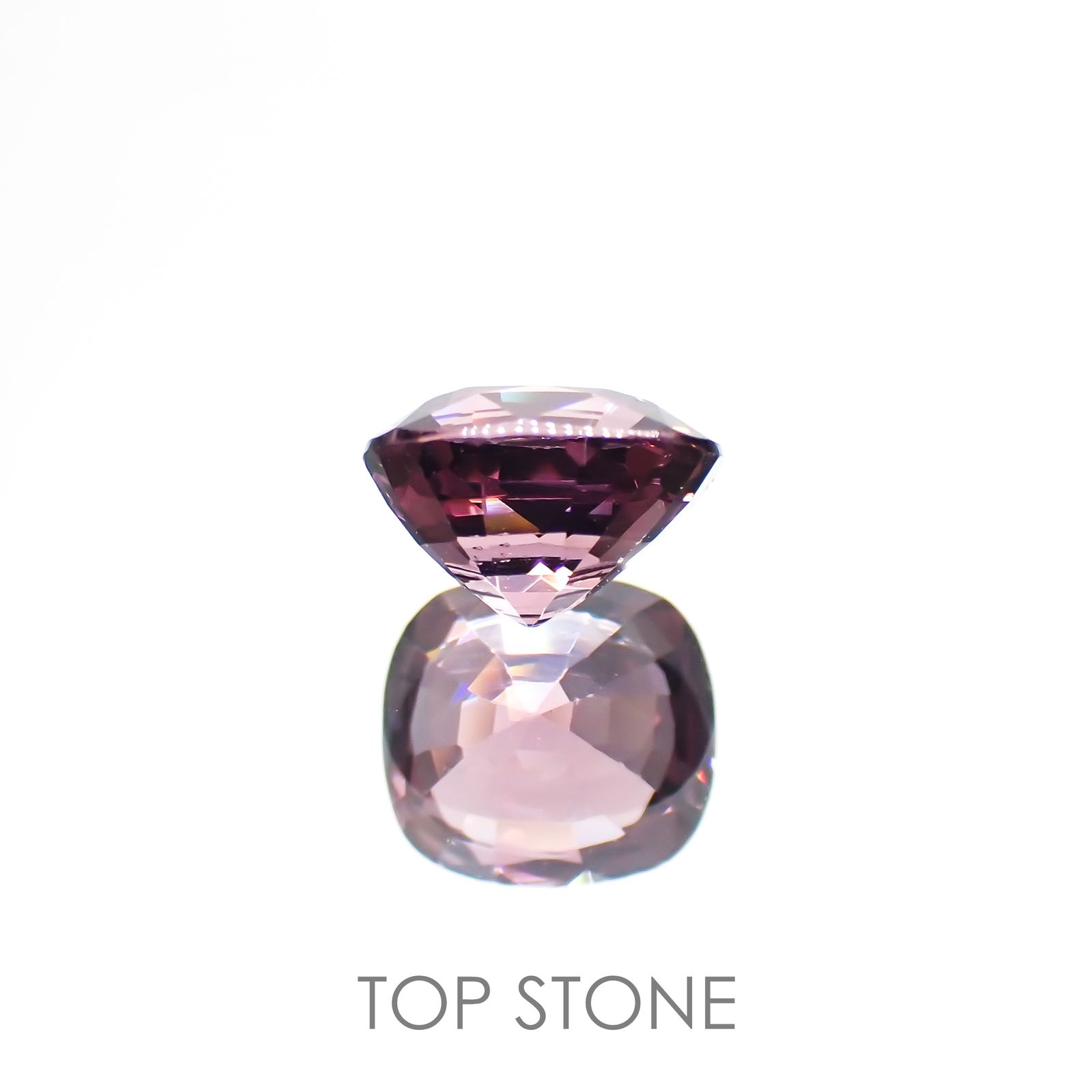 パープルスピネル(宝石名スピネル) ビルマ産 1.51ct 識別済[20128673]7×6.4mm前後