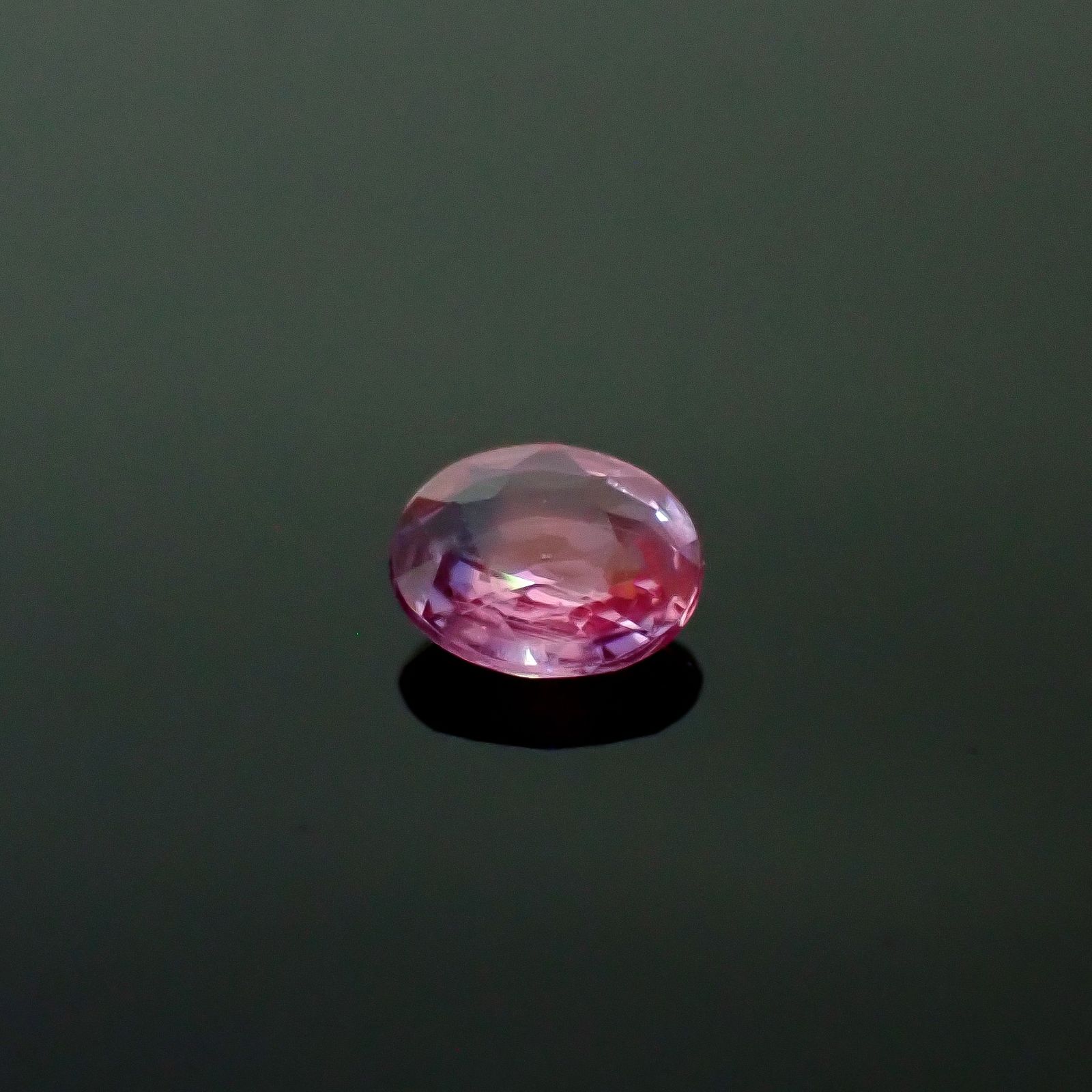 ウィンザーサファイア タンザニア・ウィンザー産 0.49ct [250730827]5.3x4.5mm前後