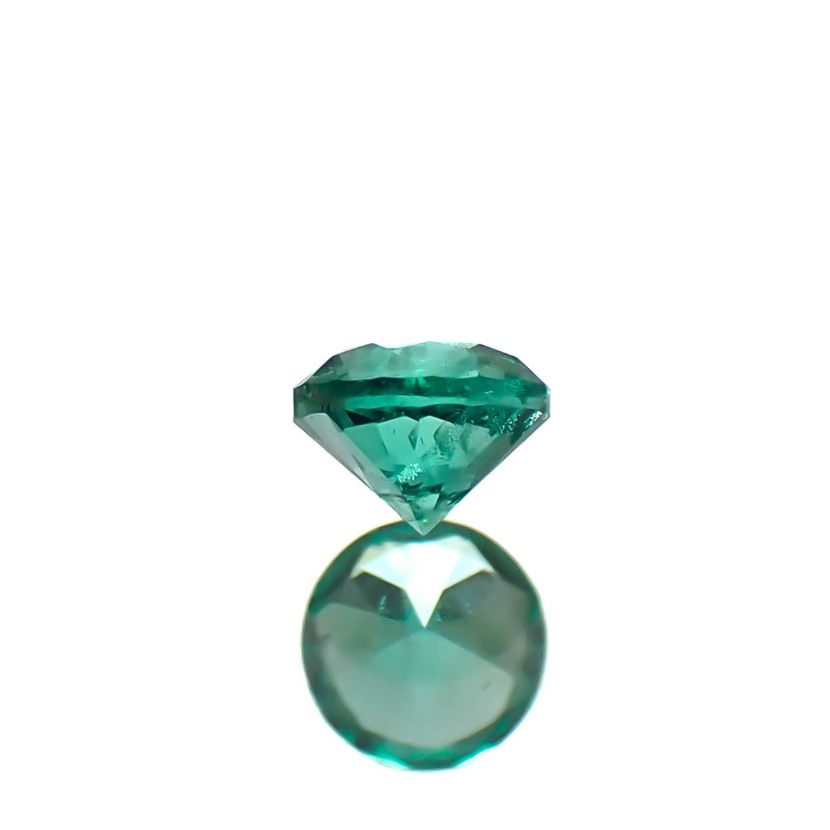 ノンオイルエメラルド ロシア産 0.052ct [250330103]2.3x2.3mm前後