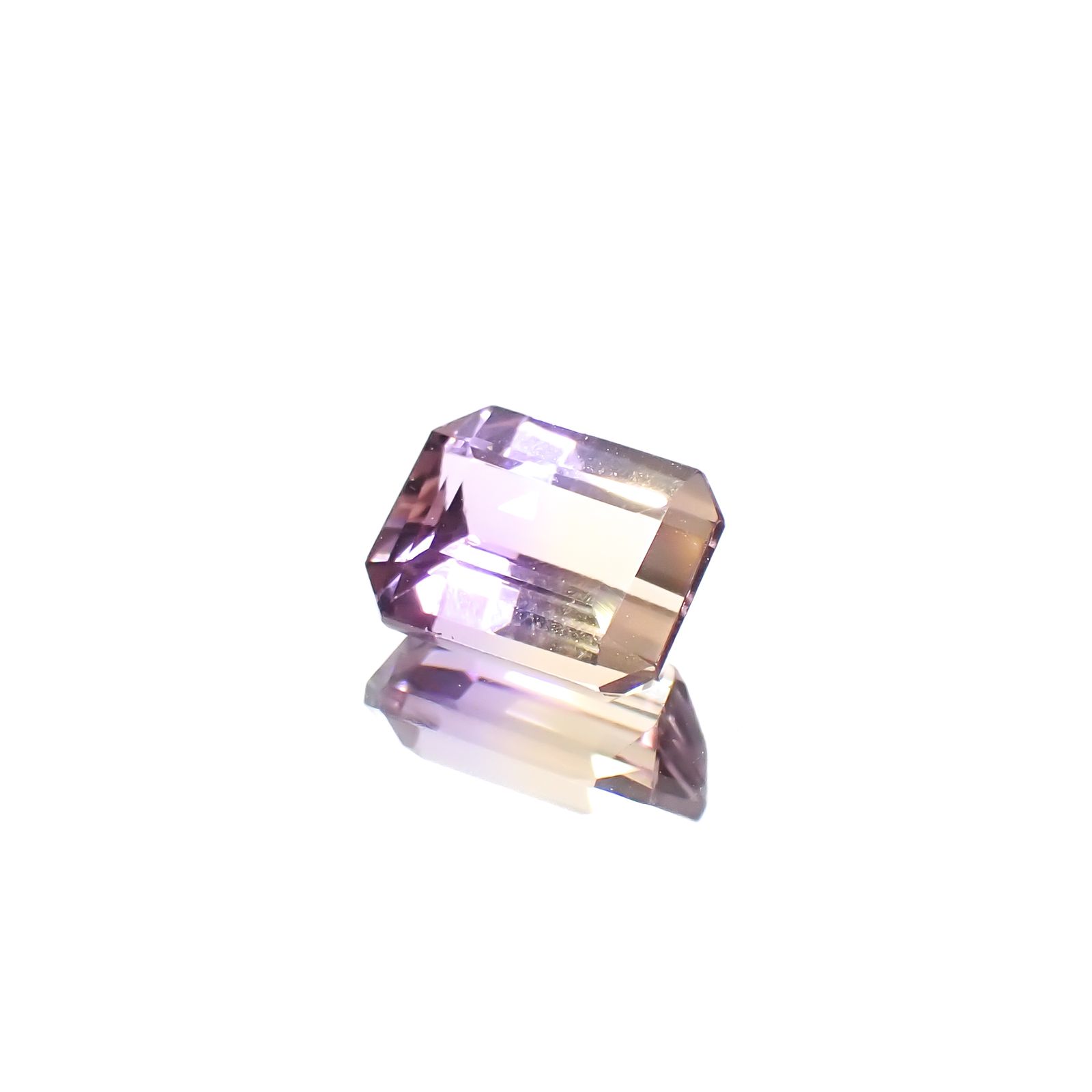 アメトリン ボリビア産 1.42ct[240928879]7.7x5.9mm前後
