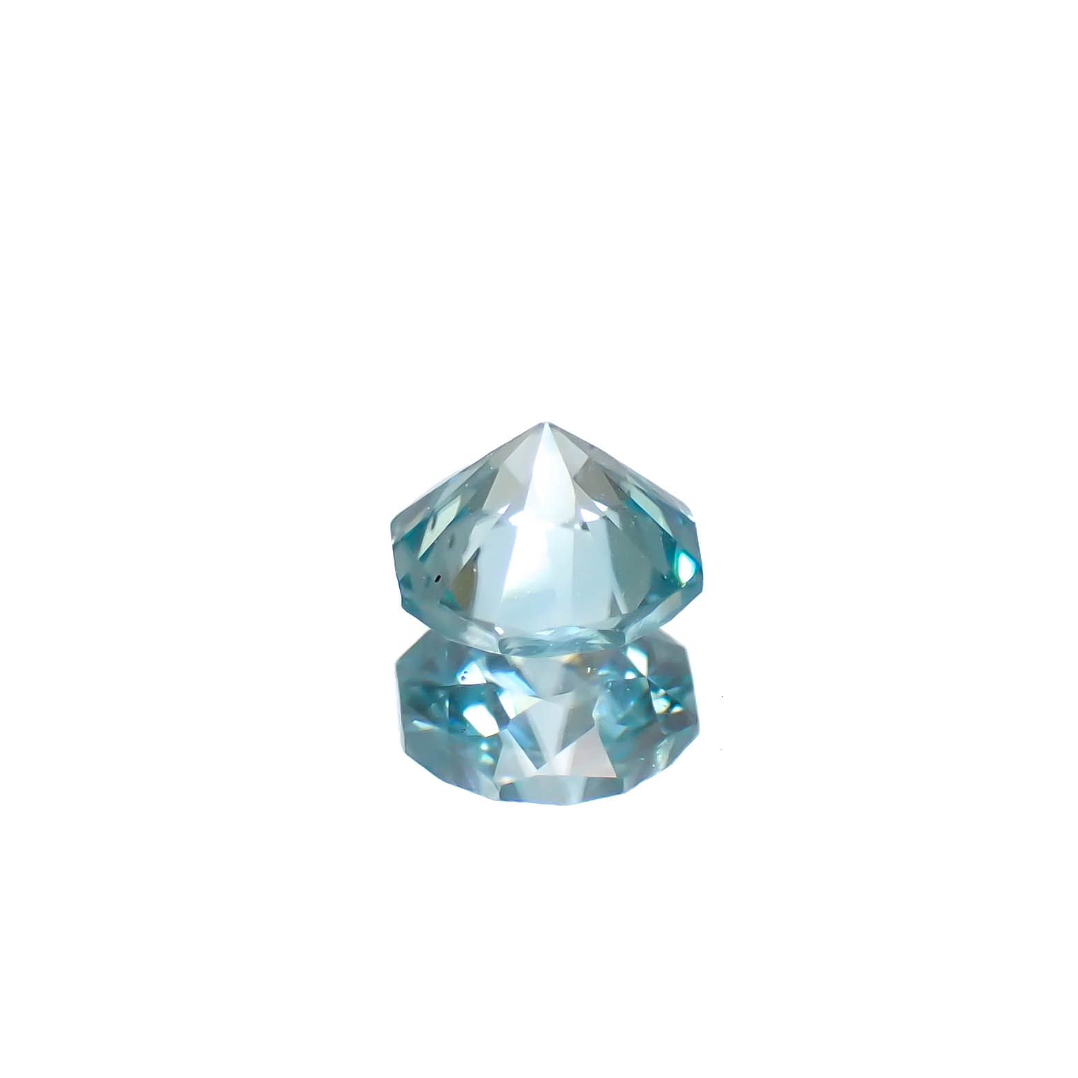 ◇オクタゴンカット◇ブルージルコン(宝石名ブルー・ジルコン)カンボジア産 0.71ct 識別済[241229625]4.8x4.7mm前後