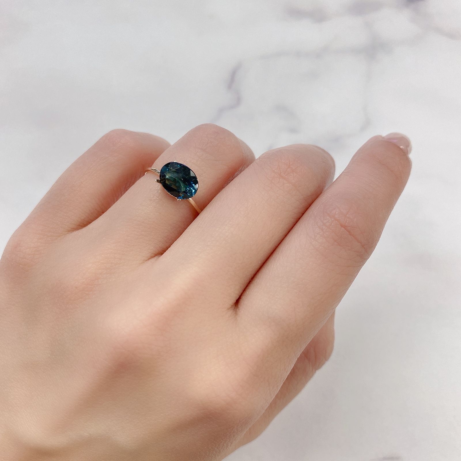 インディゴライト(宝石名ブルー・トルマリン) ブラジル産 1.738ct ソ付(彩珠)[20129308]9×6.9mm前後