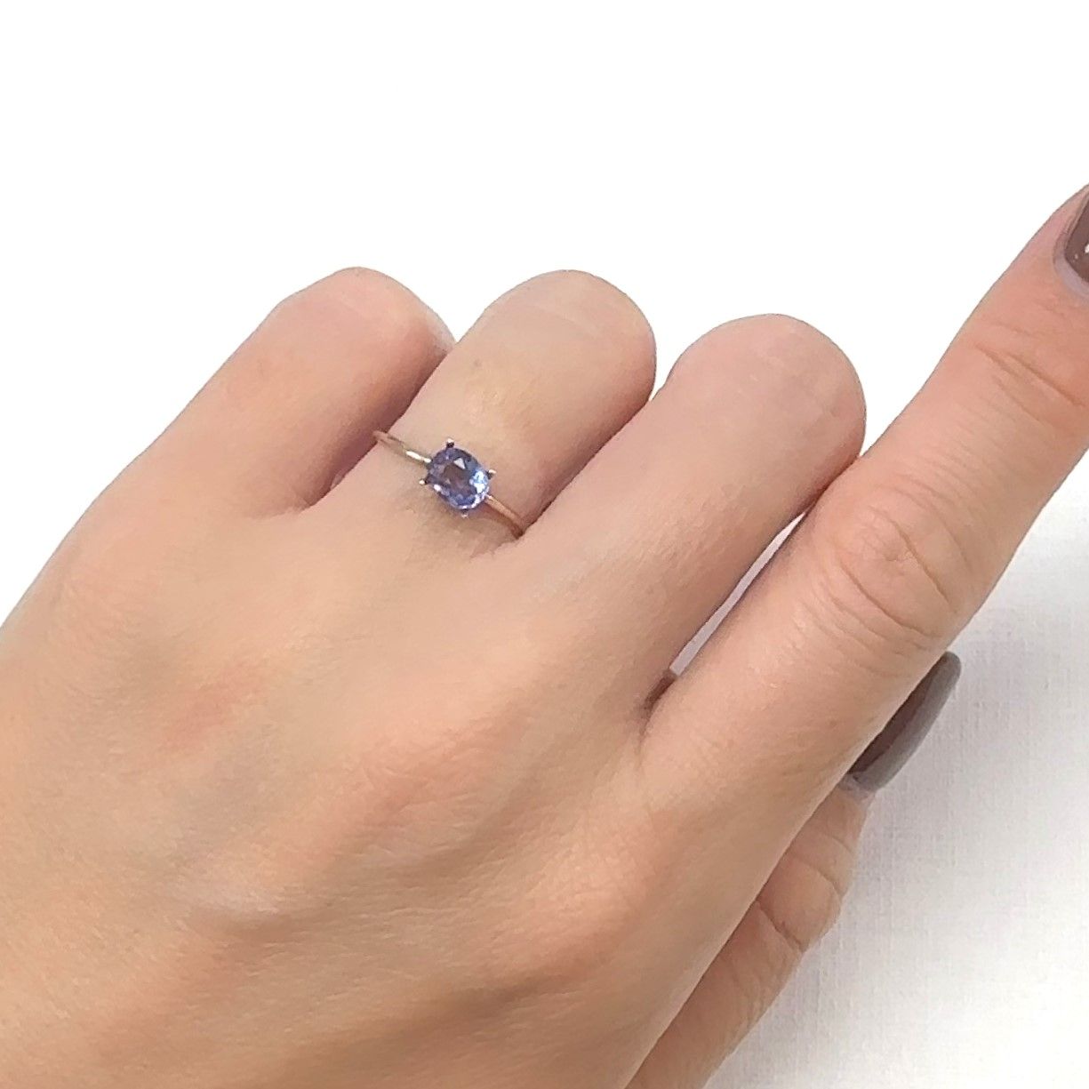 ハックマナイト アフガニスタン産 0.43ct [241029363]5.8x4.6mm前後