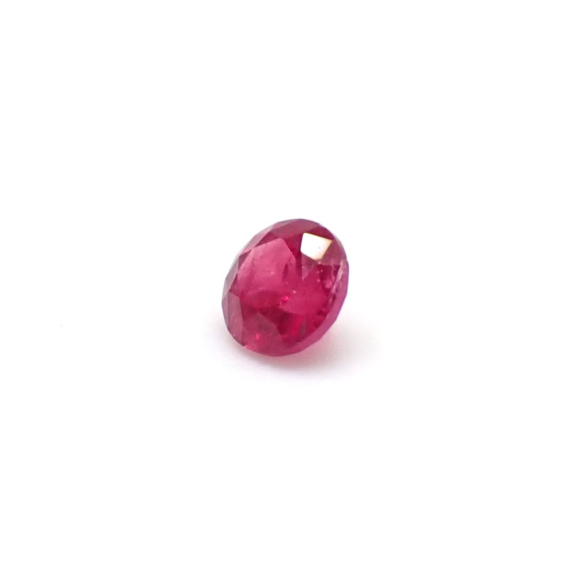 ルビー グリーンランド産 0.17ct / 3.1x3.1mm前後 [261033223]