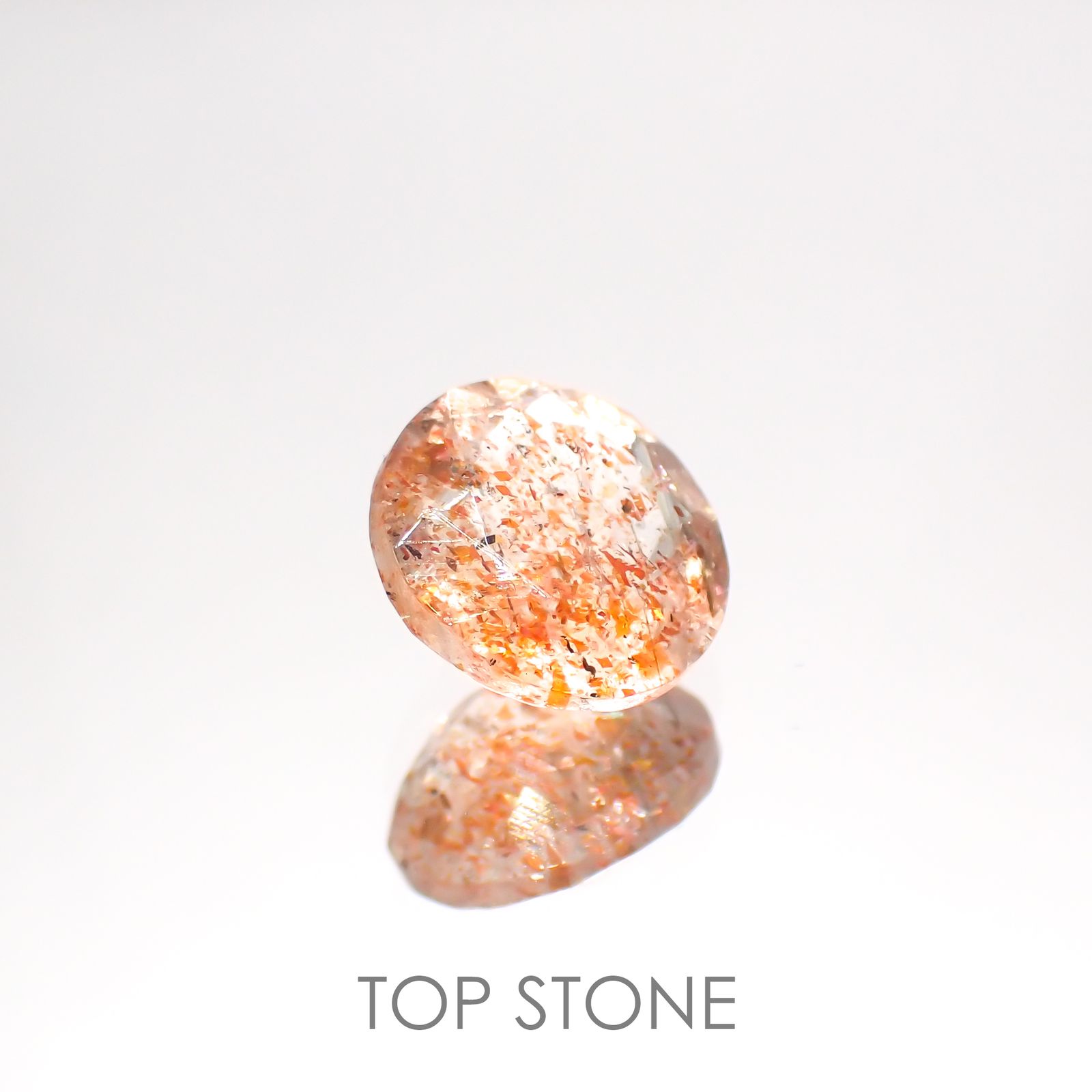 イリュージョンサンストーン インド産 1.78ct[220114213]8.1x8.1mm前後