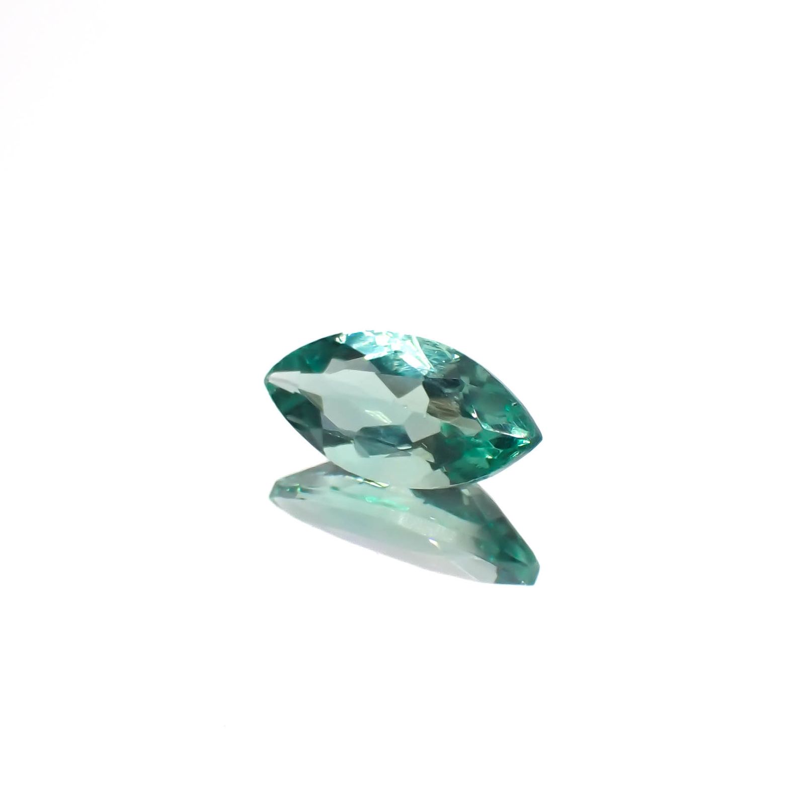 フローライト フルオレッセンス イギリス・ロジャリー鉱山産 1.44ct[230522140]10.8x5.4mm前後