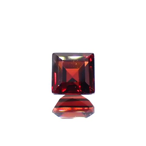 パイラルスパイトガーネット モザンビーク産 0.98ct[230421780]5x5mm前後