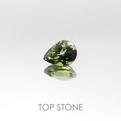 ゴールドシーンサファイア 非加熱(宝石名シーン・サファイア) ケニア産 0.804ct ソ付(彩珠)[20095078]6.5×4.8mm前後